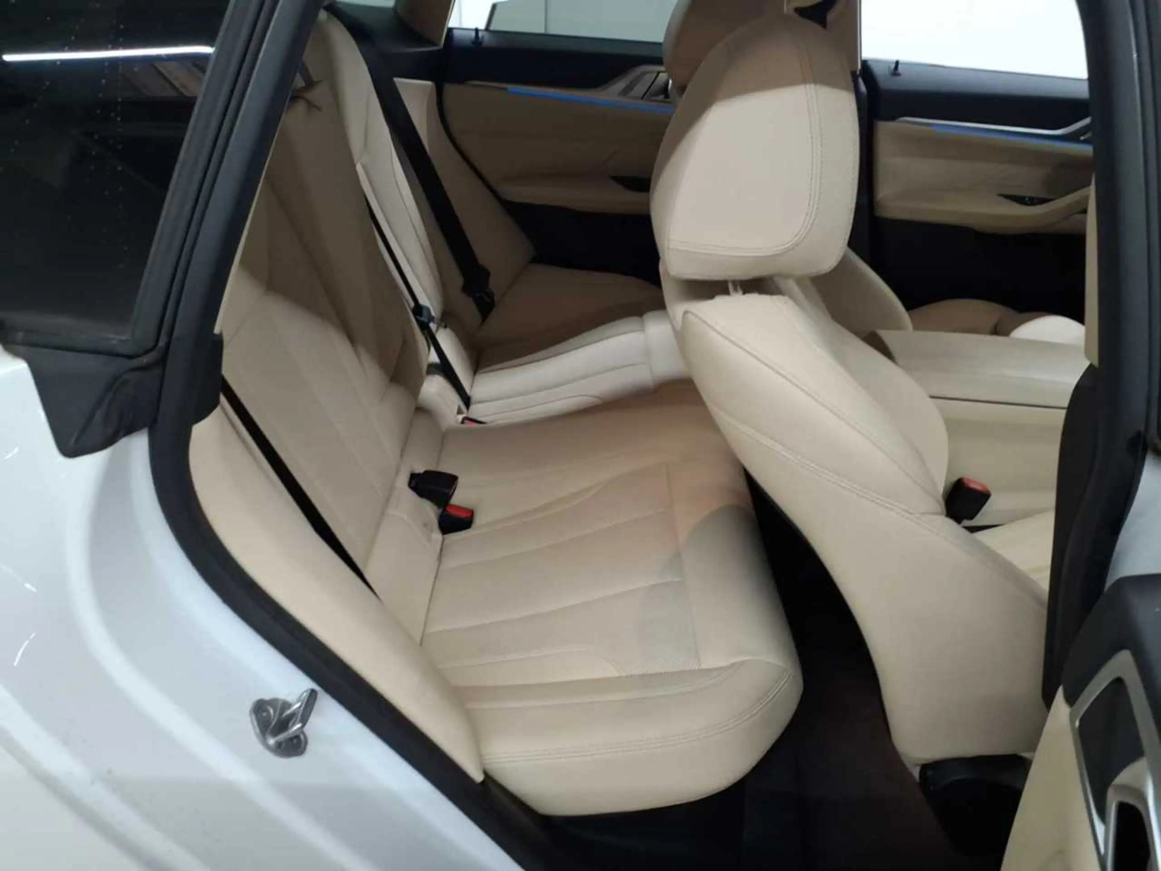BMW 430 430d xDrive Gran Coupe Leder Navi LED — photo 14