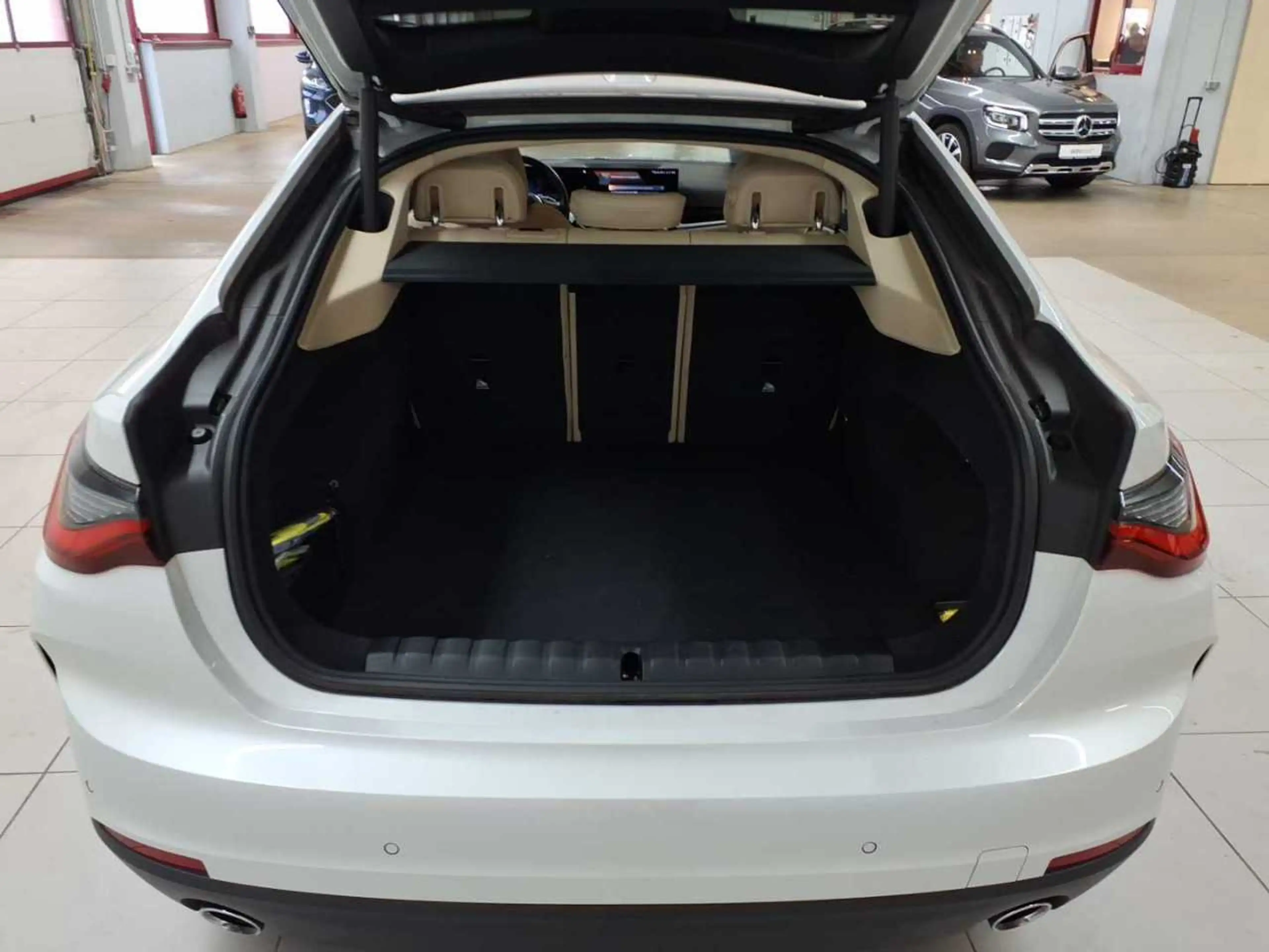 BMW 430 430d xDrive Gran Coupe Leder Navi LED — photo 15