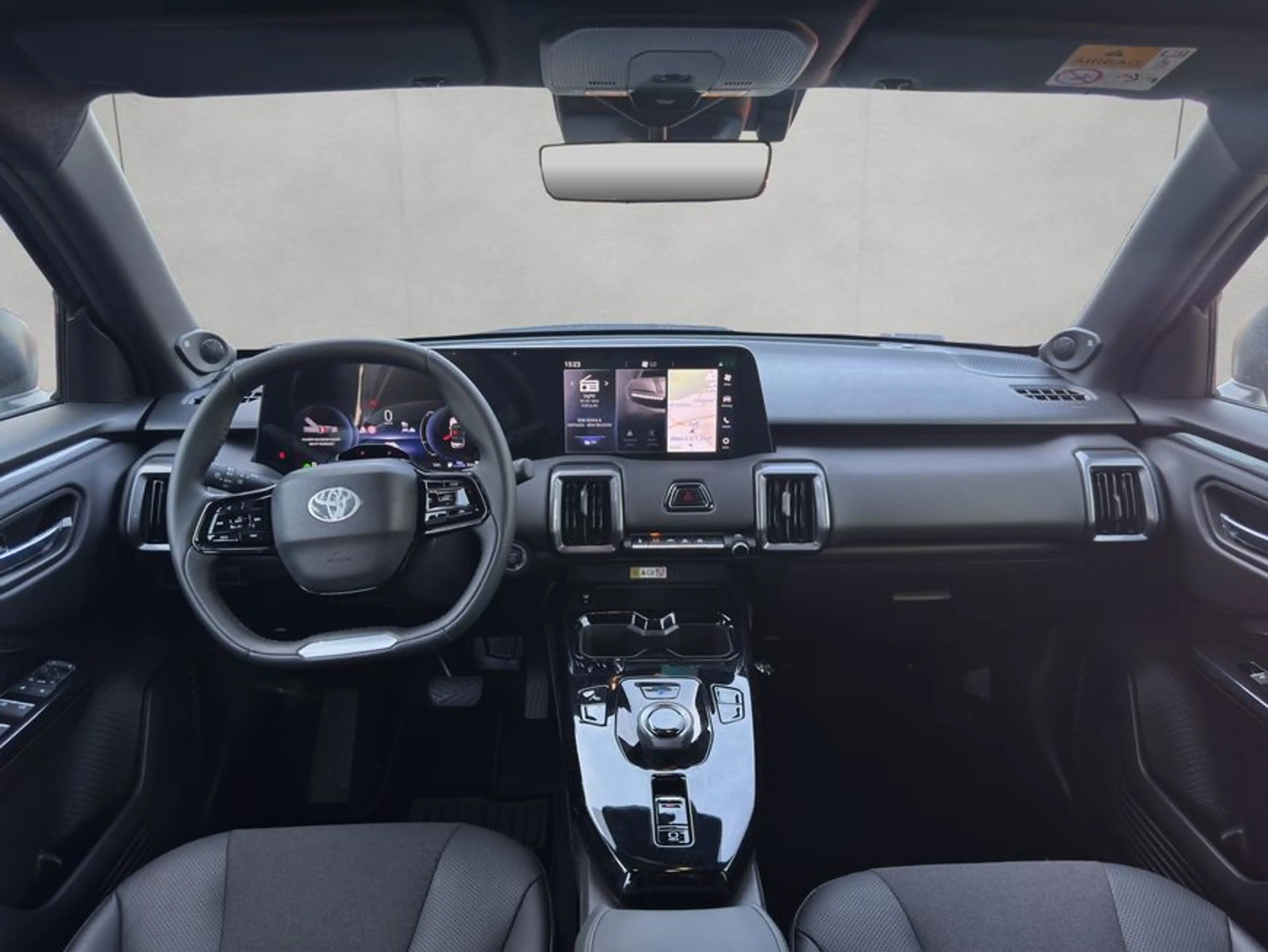 Toyota Urban Cruiser Lounge 128 kW *JBL*360° — photo 14