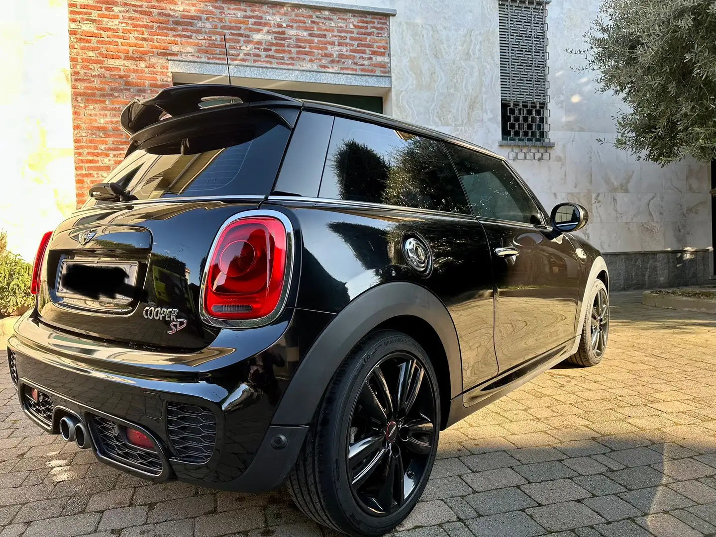 MINI Cooper SD 2.0 Hype Seven 3p auto - 1