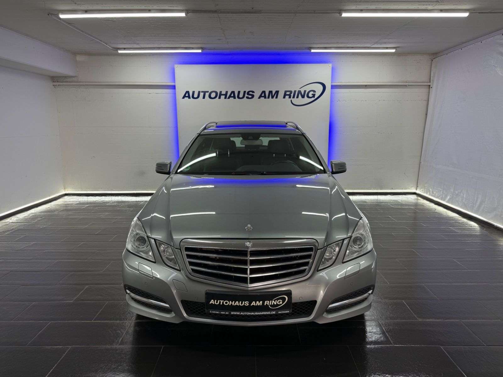 Second hand Mercedes Benz E-Class 300