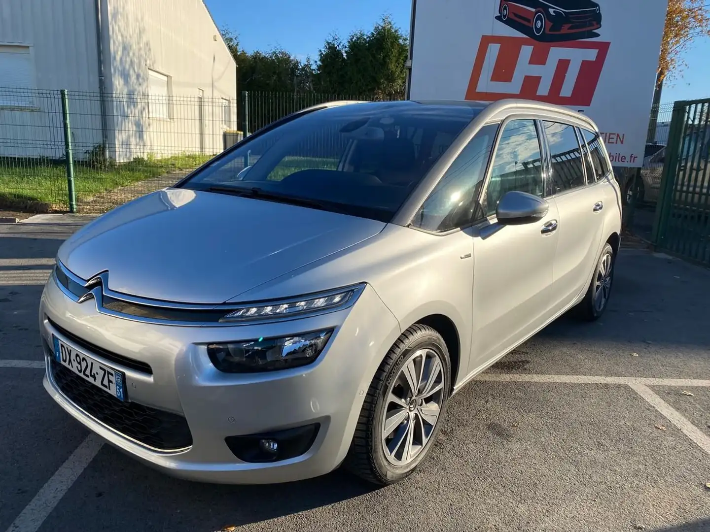 Citroen Grand C4 Picasso 2.0 bluehdi 150ch exclusive Gris - 1