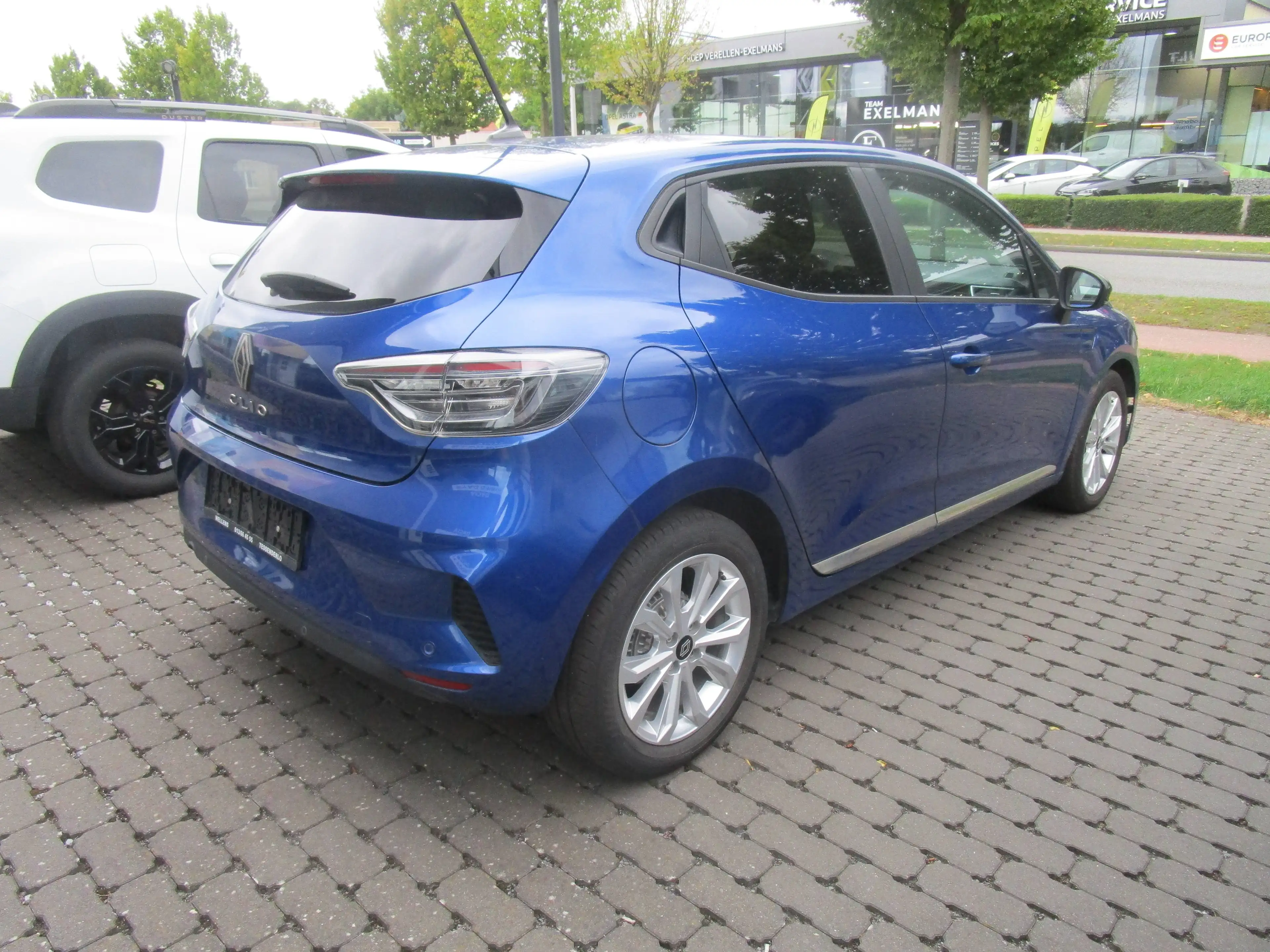 Renault Clio Clio 1.0 TCe Evolution — photo 5