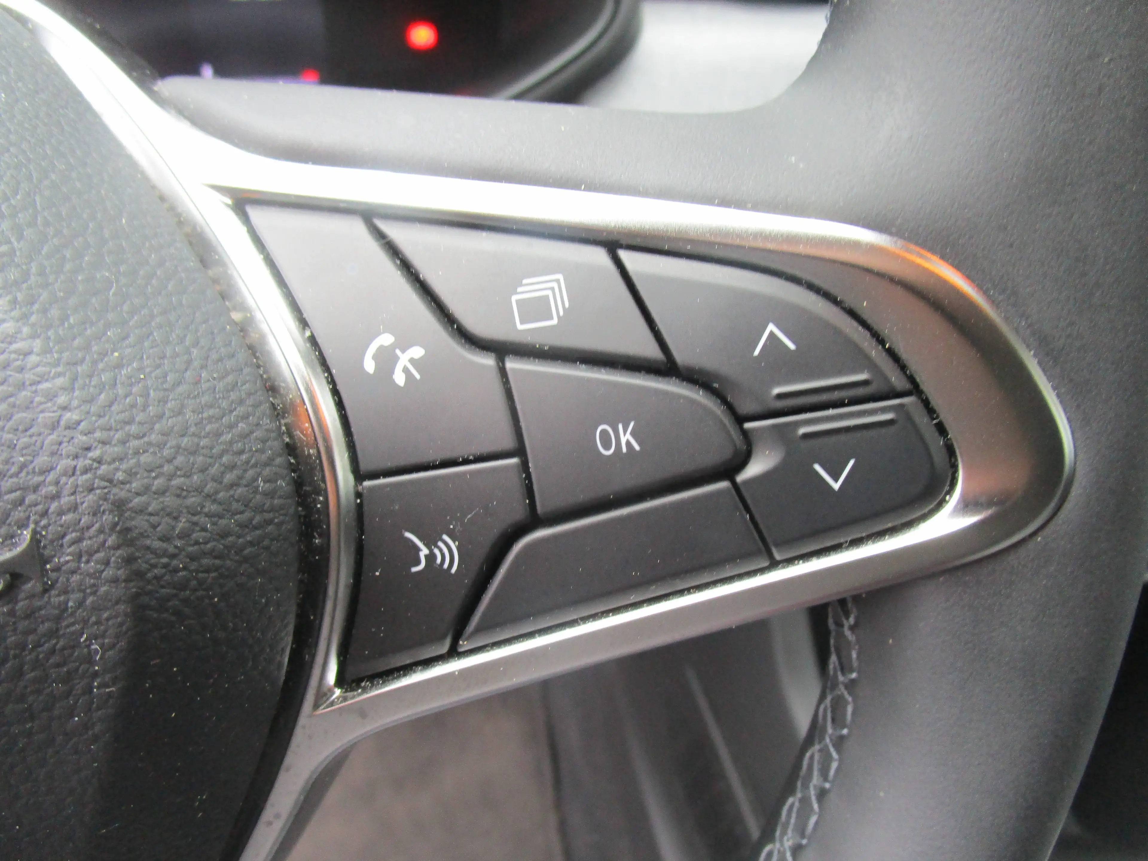 Renault Clio Clio 1.0 TCe Evolution — photo 13