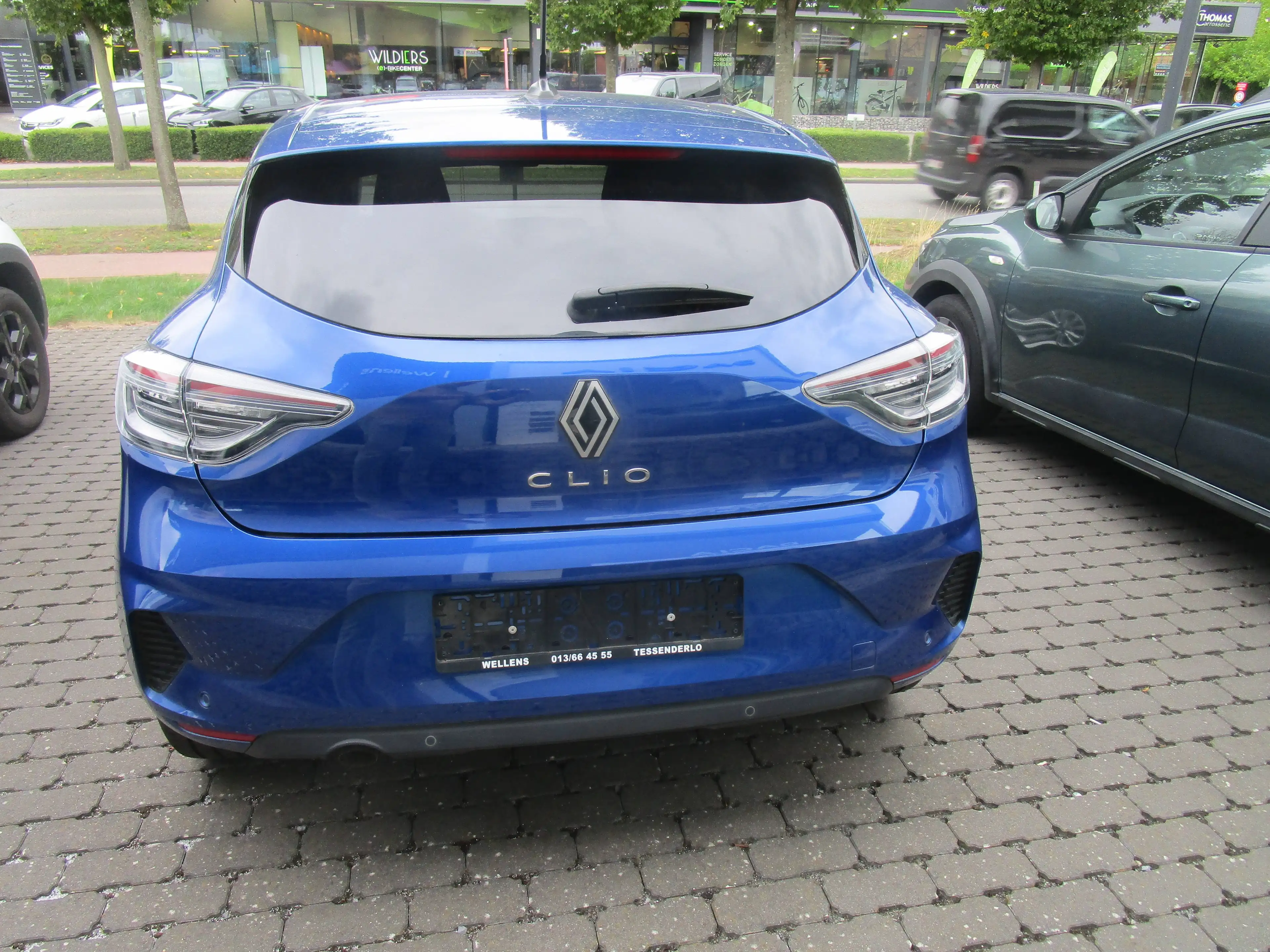 Renault Clio Clio 1.0 TCe Evolution — photo 4