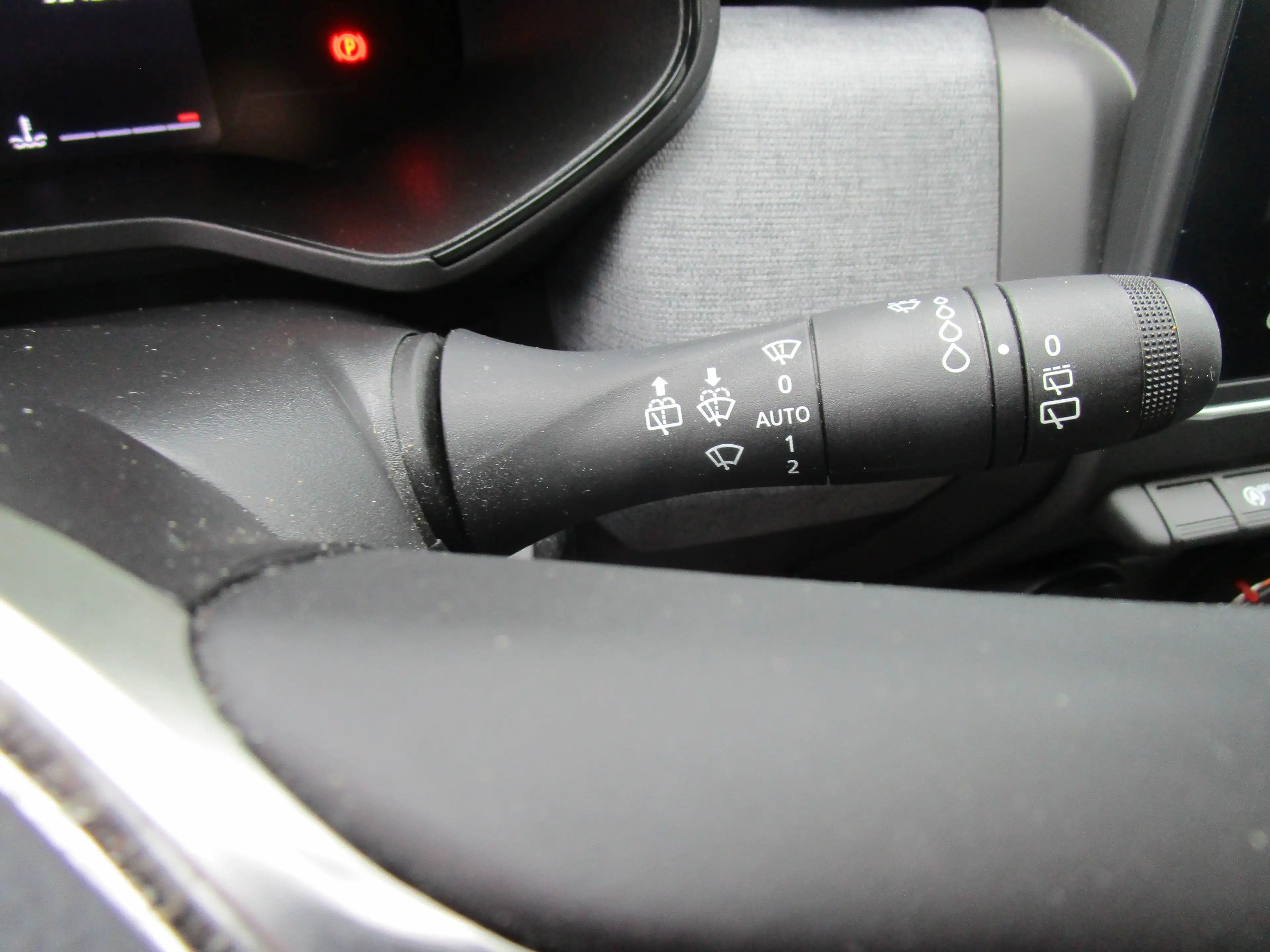 Renault Clio Clio 1.0 TCe Evolution — photo 15