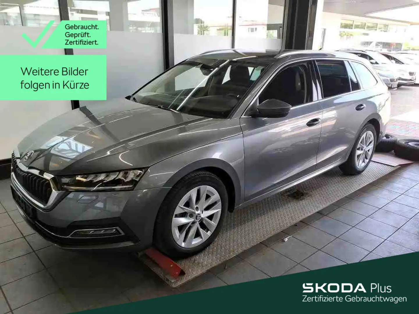 Skoda Octavia Combi 1.5 TSI e-TEC DSG STYLE*LED*AHK*NA Grau - 1