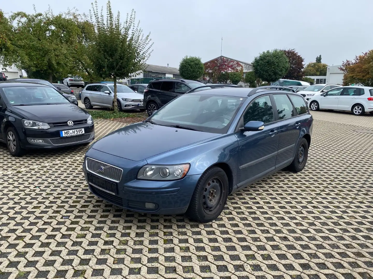Volvo V50 Kombi 1.6 D Kinetic Blau - 2