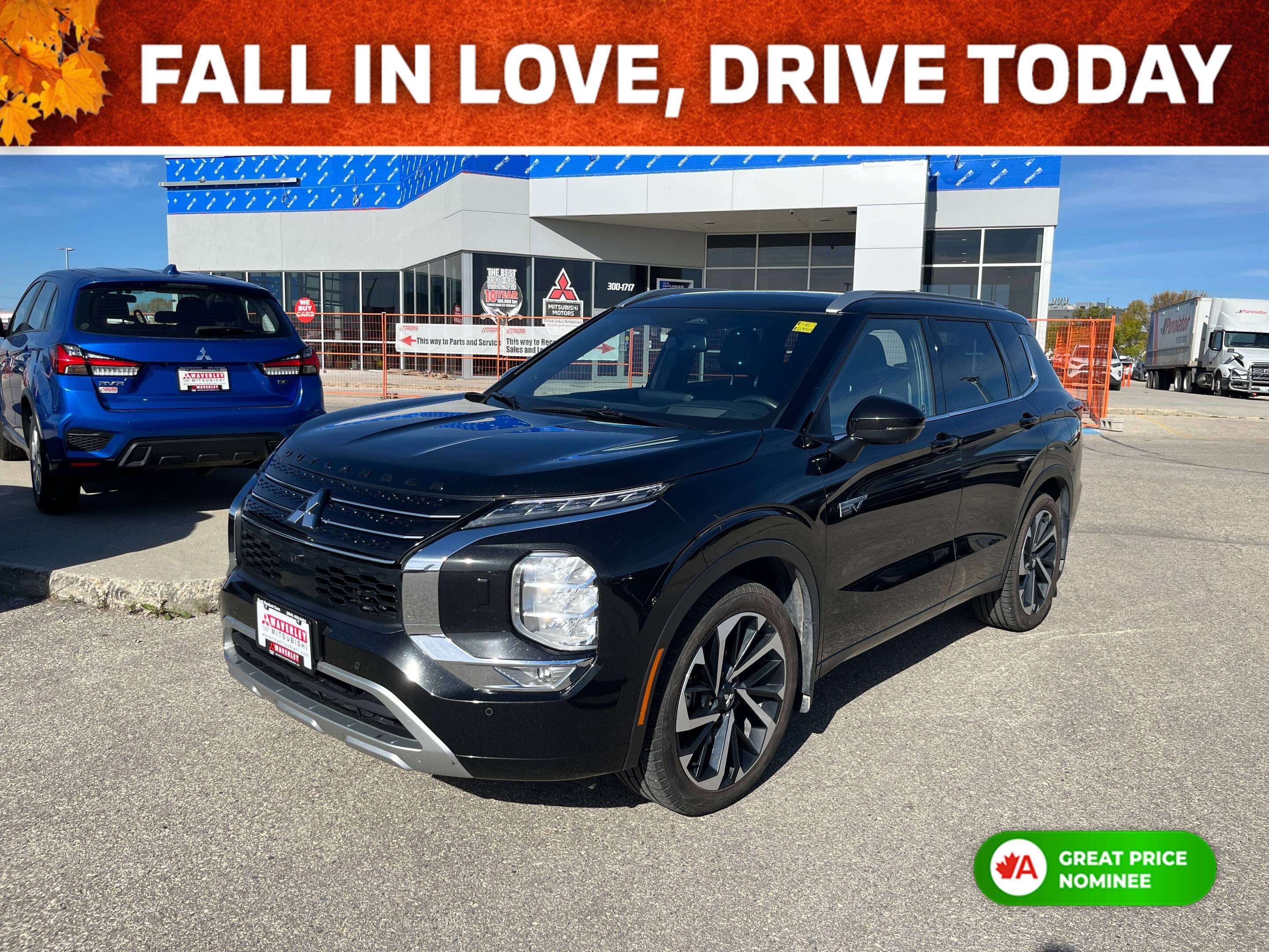 Black 2023 Mitsubishi Outlander Hybrid Plug-in SUV / Crossover  1-Speed Automatic