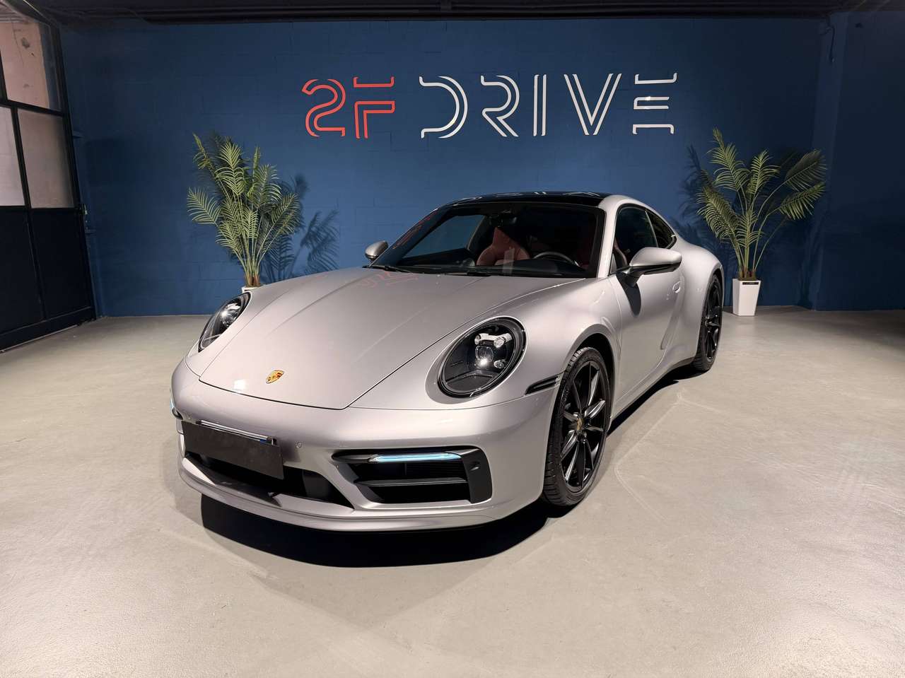 Porsche 992 Carrera Coupé (911)