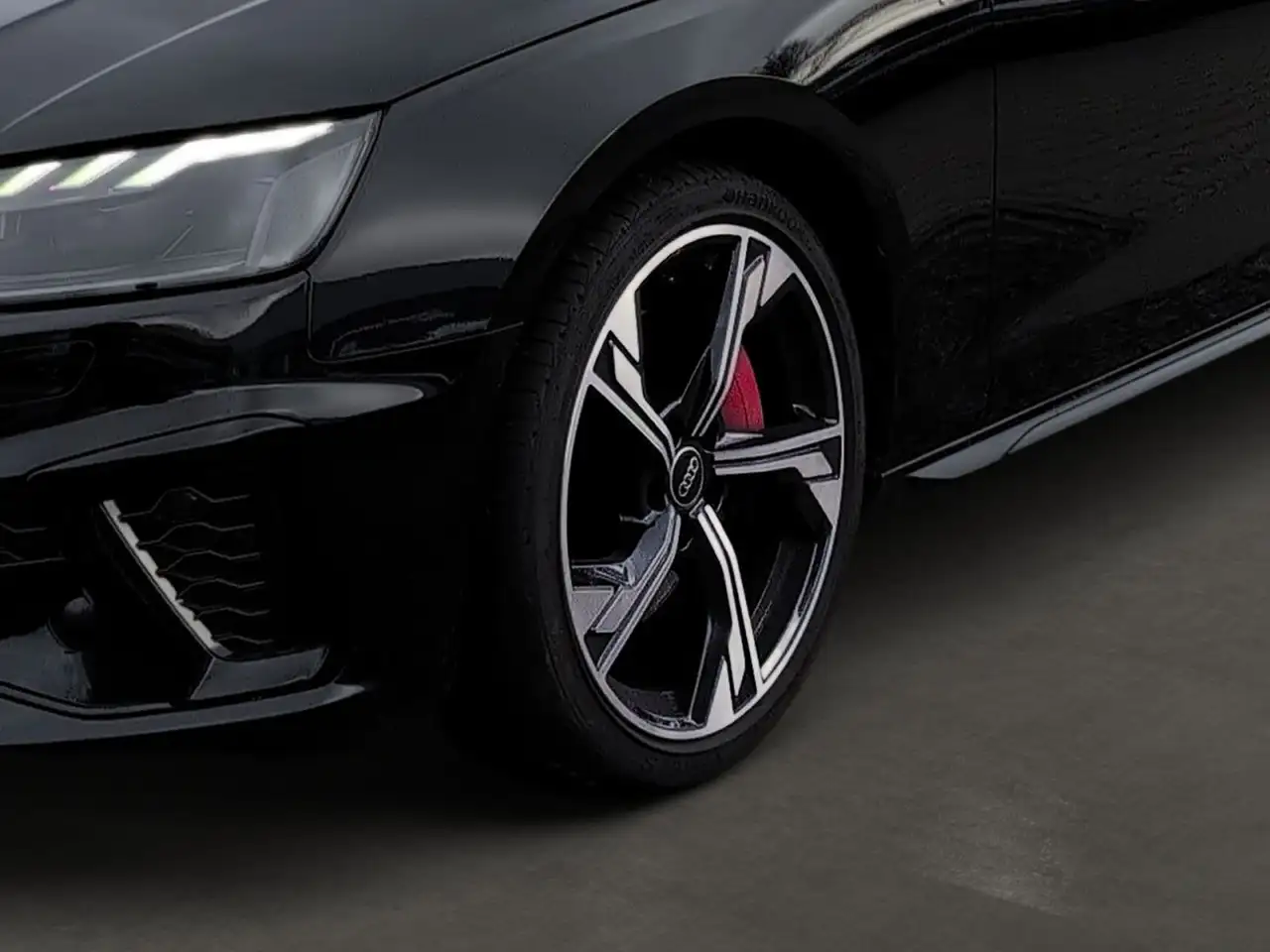 Audi A4 45 TFSI quattro s-line BusiPaket RFK B& 9
