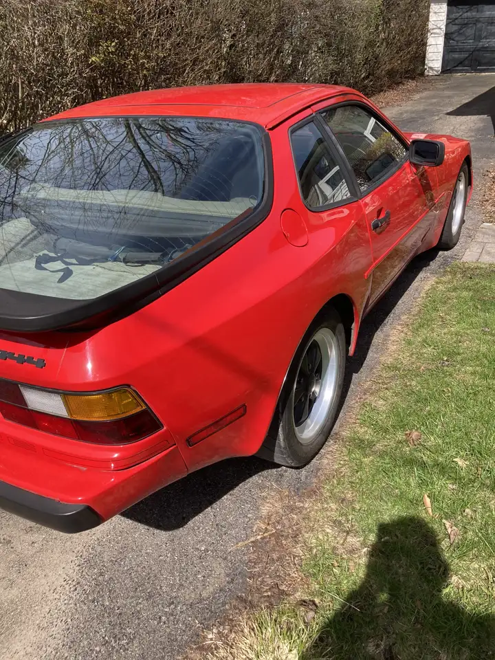 Porsche 944 снимка Porsche 944
