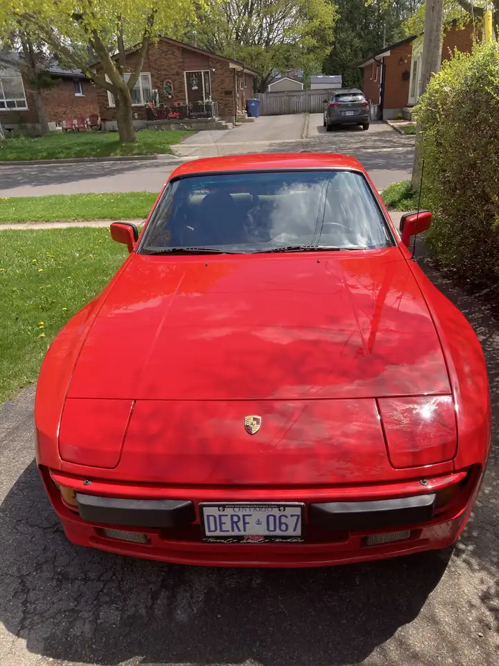 Porsche 944 снимка Porsche 944