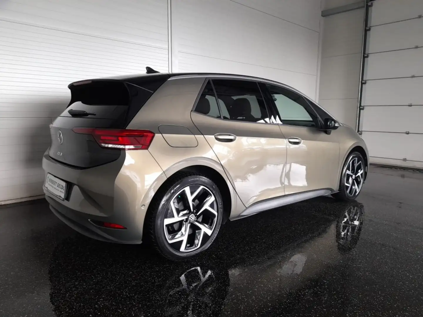 Volkswagen ID.3 "MOVE" 58 kWh *SPORT MEMORYSITZ MIT MASSAGE / AR HEAD-UP / 19 ZOLL / VOLL-LED MIT FLA / ACC / KAMERA / KEYLESS* Grün - 2