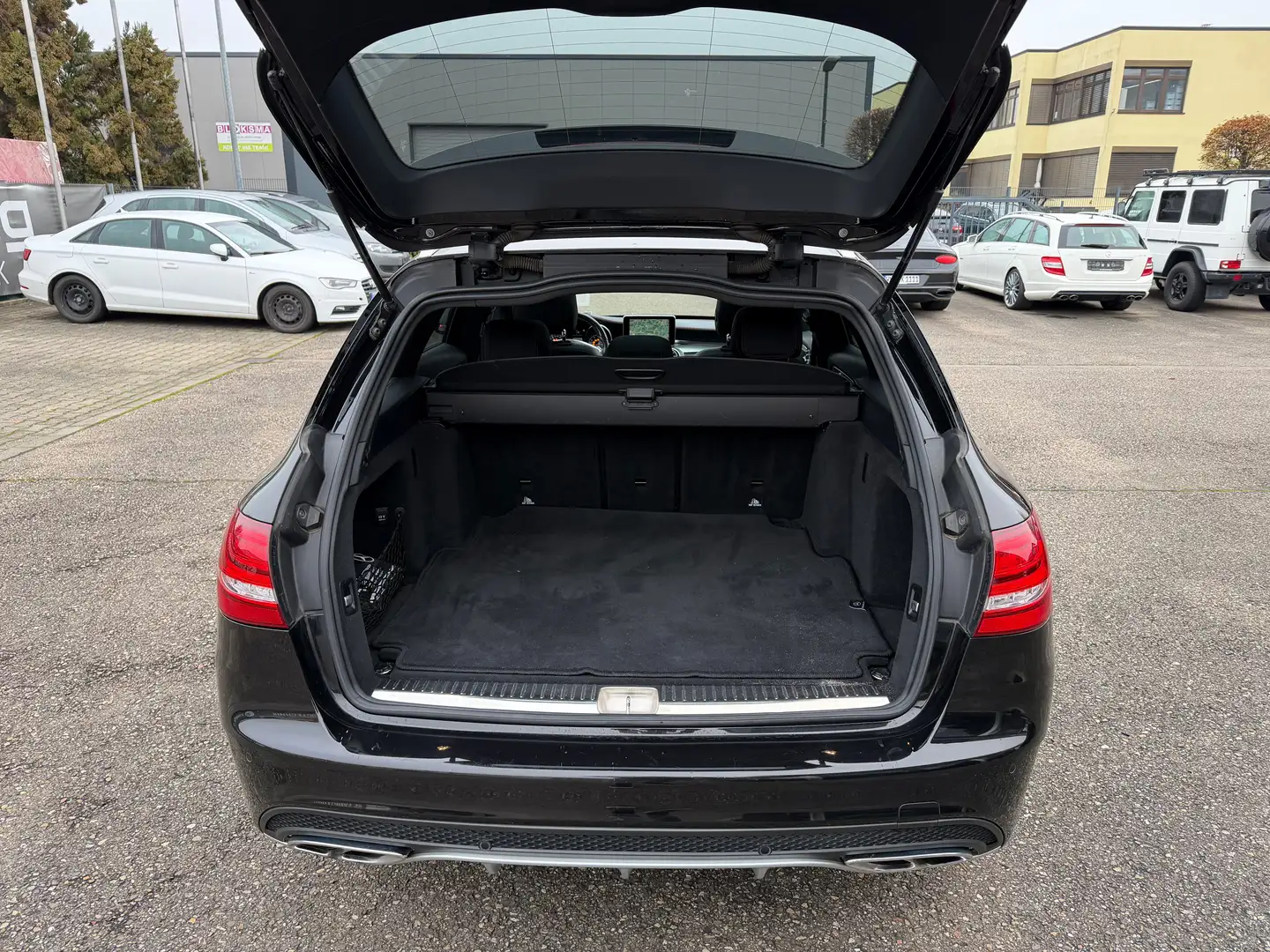 Mercedes-Benz C 450 C 450 / C 43 T AMG 4M*AMG Ride Amg Sportabgas 19" crna - 2