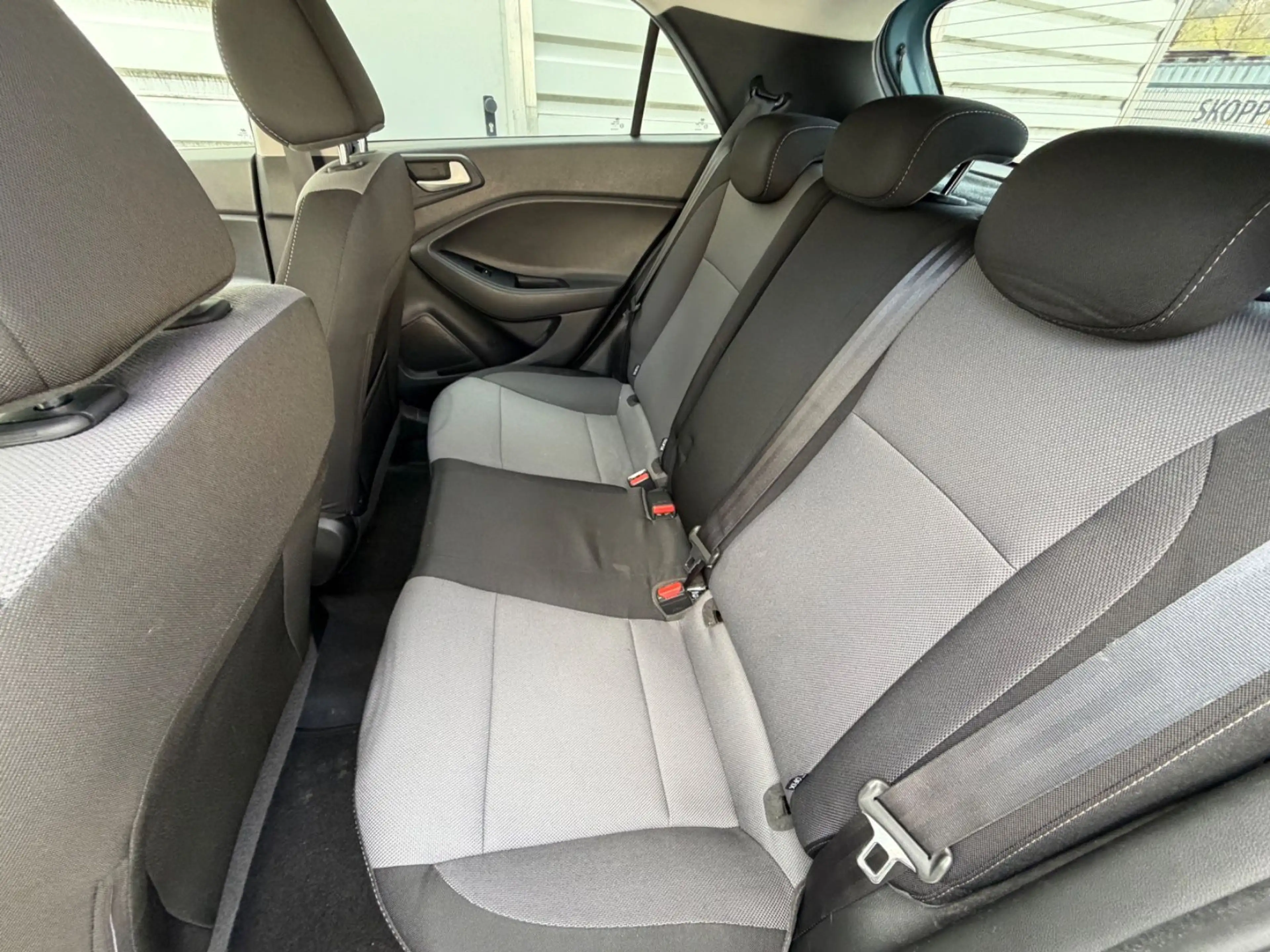 Hyundai i20 Classic — photo 4