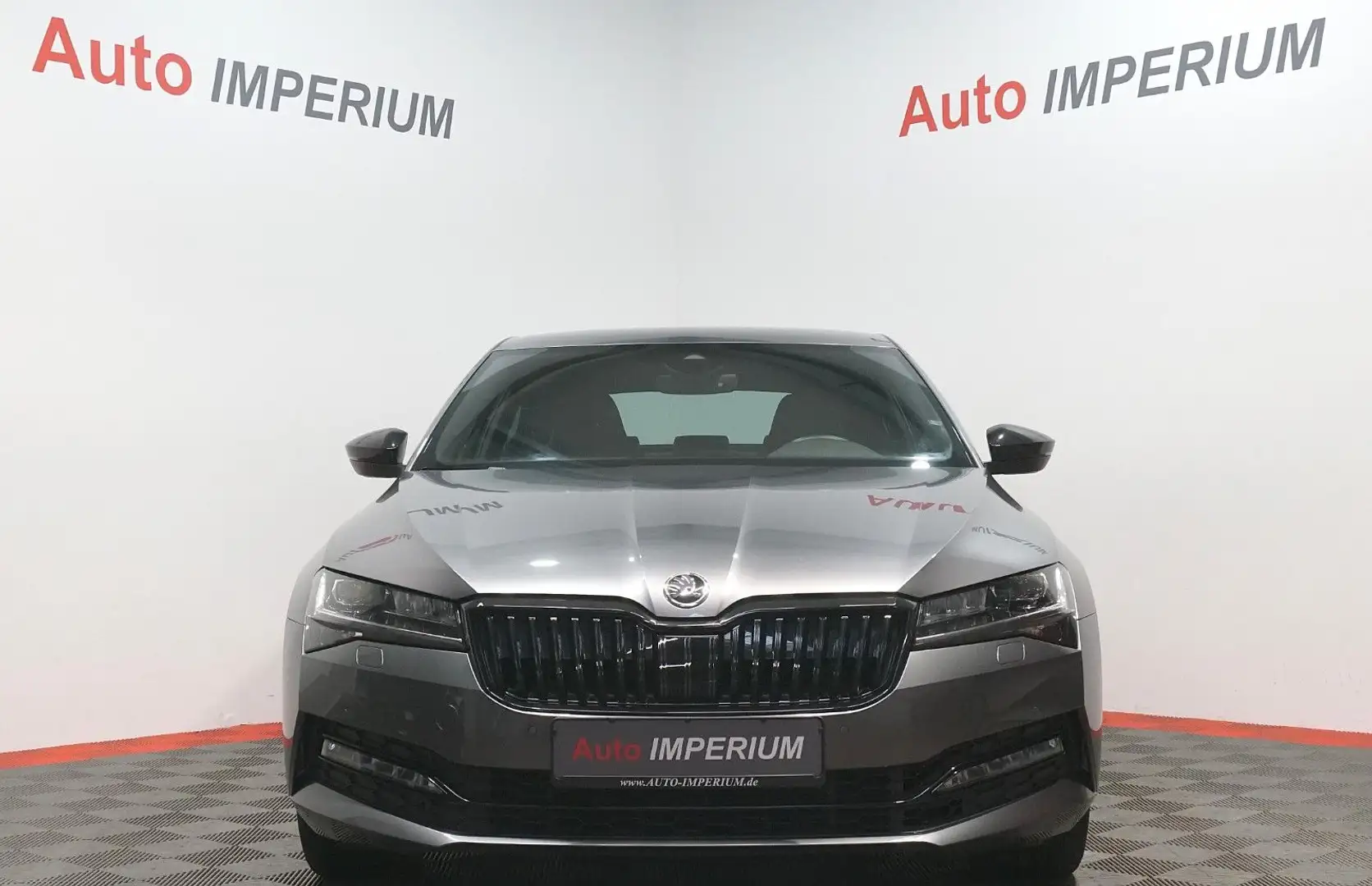 Skoda Superb Lim. 2.0 TSI Sportline 4x4*TEMP*MATRIX*VC Grey - 2