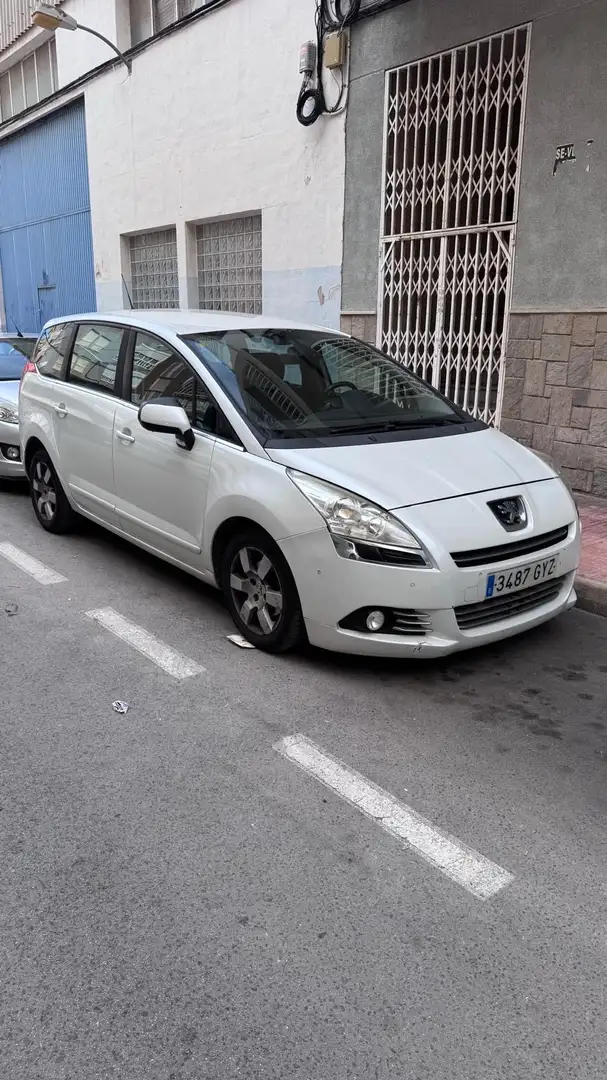 Peugeot 5008 HDI FAP 165 Automatik Platinum - 1