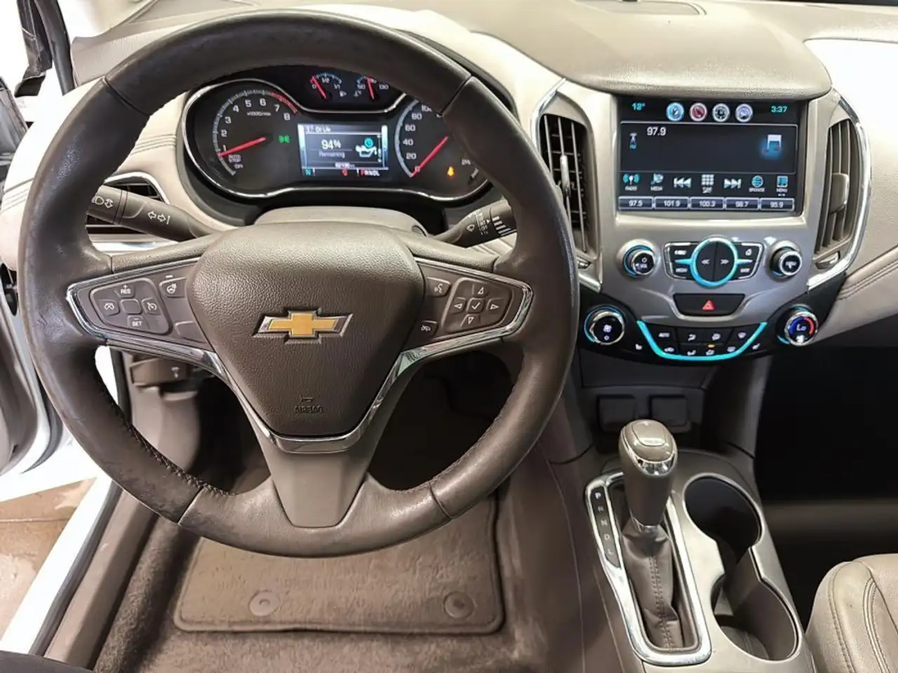 Chevrolet Cruze снимка Chevrolet Cruze