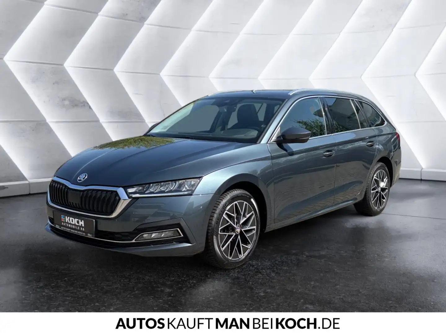 Skoda Octavia Combi 2.0 TDI DSG Style NAVI KLIMMAUT FSE Grau - 2