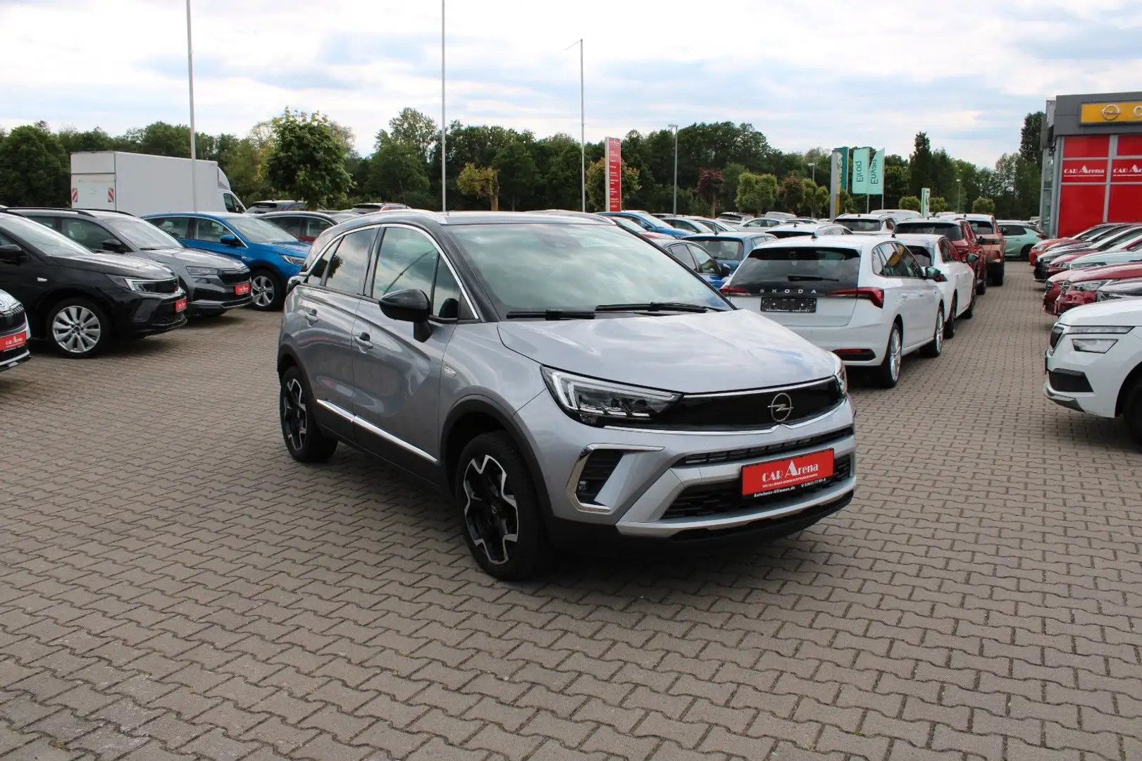 Opel Crossland X Crossland 1.2 Ultimate*1.Hand*Navi*Pano*SHZ* Grau - 1