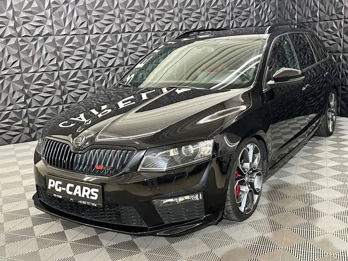 Skoda Octavia Combi RS 2.0 TDI Green tec DSG *Jänner Ang Schwarz - 1