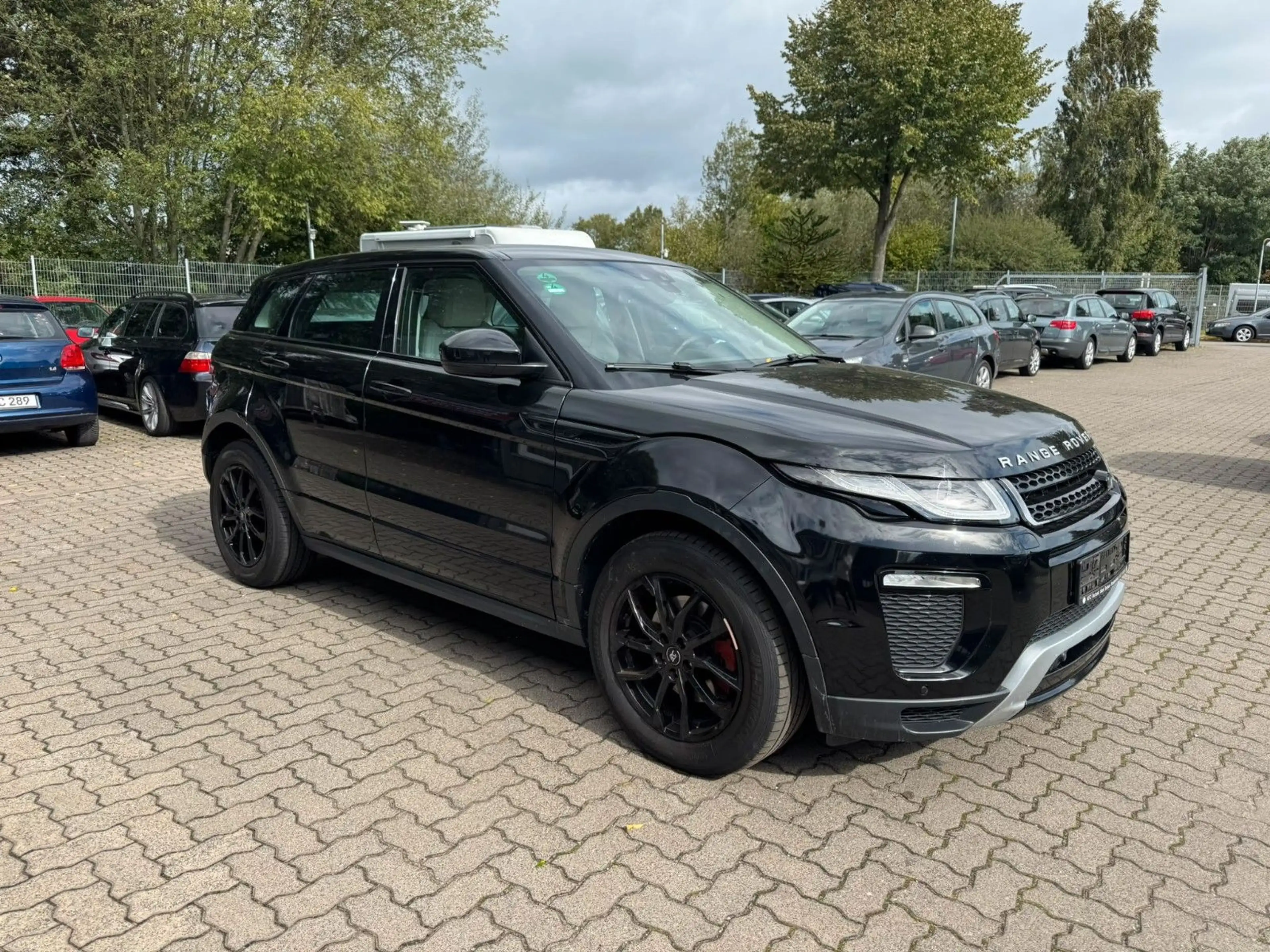 Land Rover Range Rover Evoque SE Dynamic AUTOM°LEDER°SITZH! — photo 3
