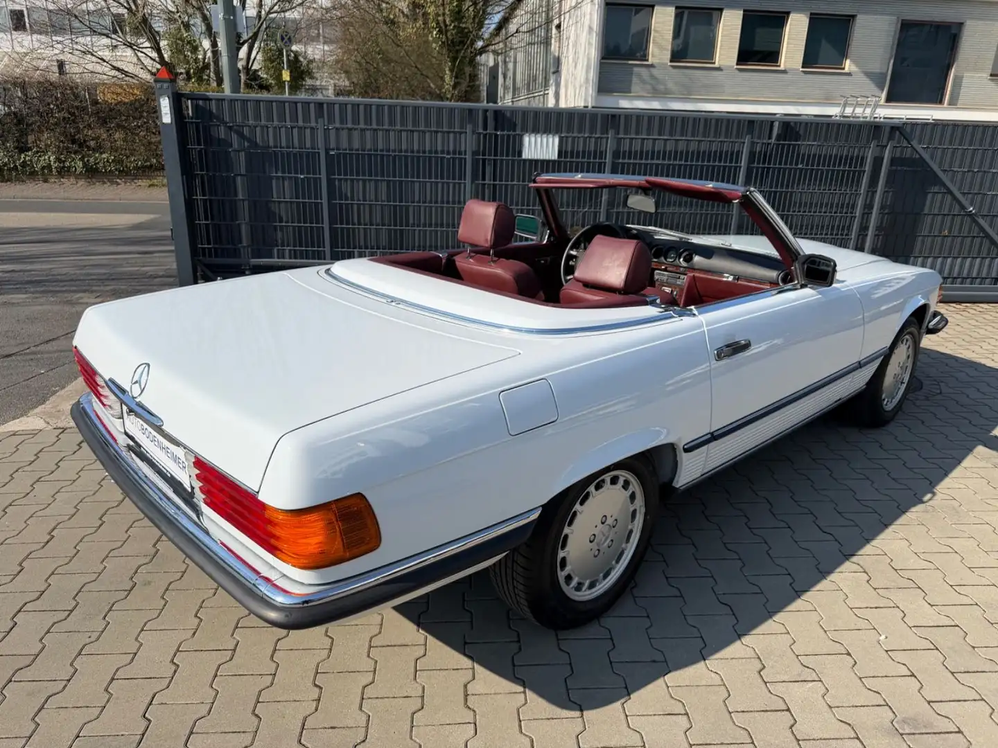 Mercedes-Benz 420 SL V8 R107 dt.Fzg. aus 1.Hd. mit orig. 35tkm Blanco - 2