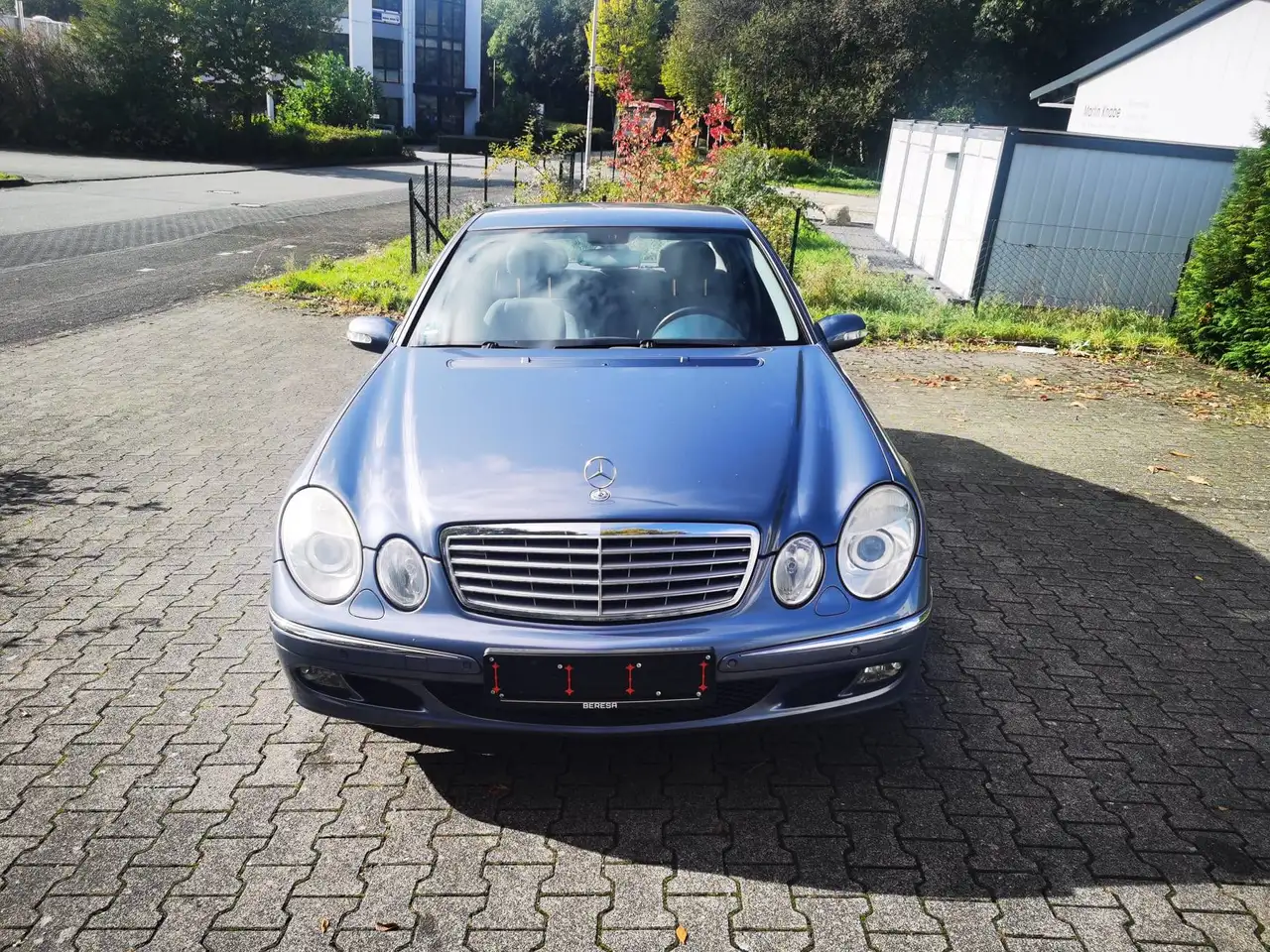 Mercedes-Benz E 200