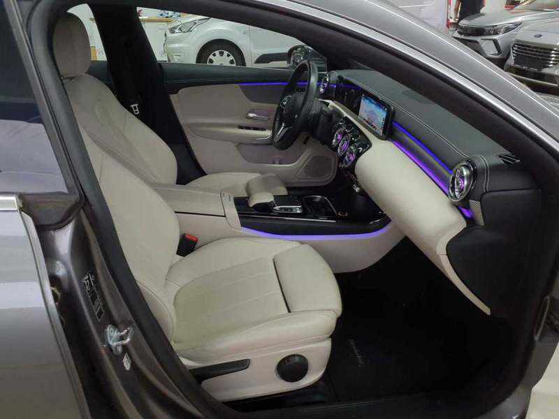 Mercedes-Benz CLA 180 CLA 180 7G-Progressive Navi LED BusiP — photo 8