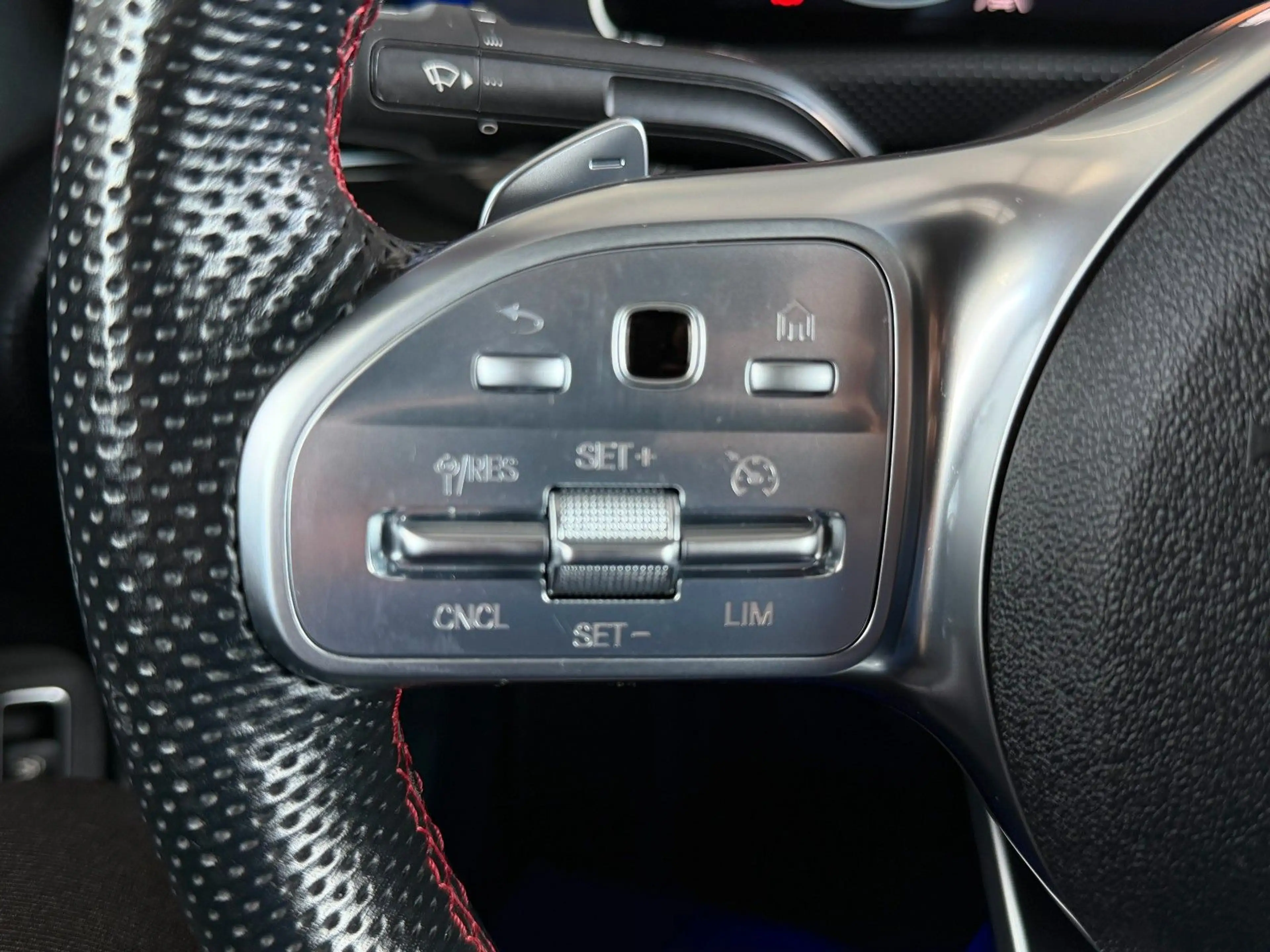 Mercedes-Benz CLA 220 Coupe*AMG*NIGHT*AMBIENTE*LED*Wides*PDC — photo 14