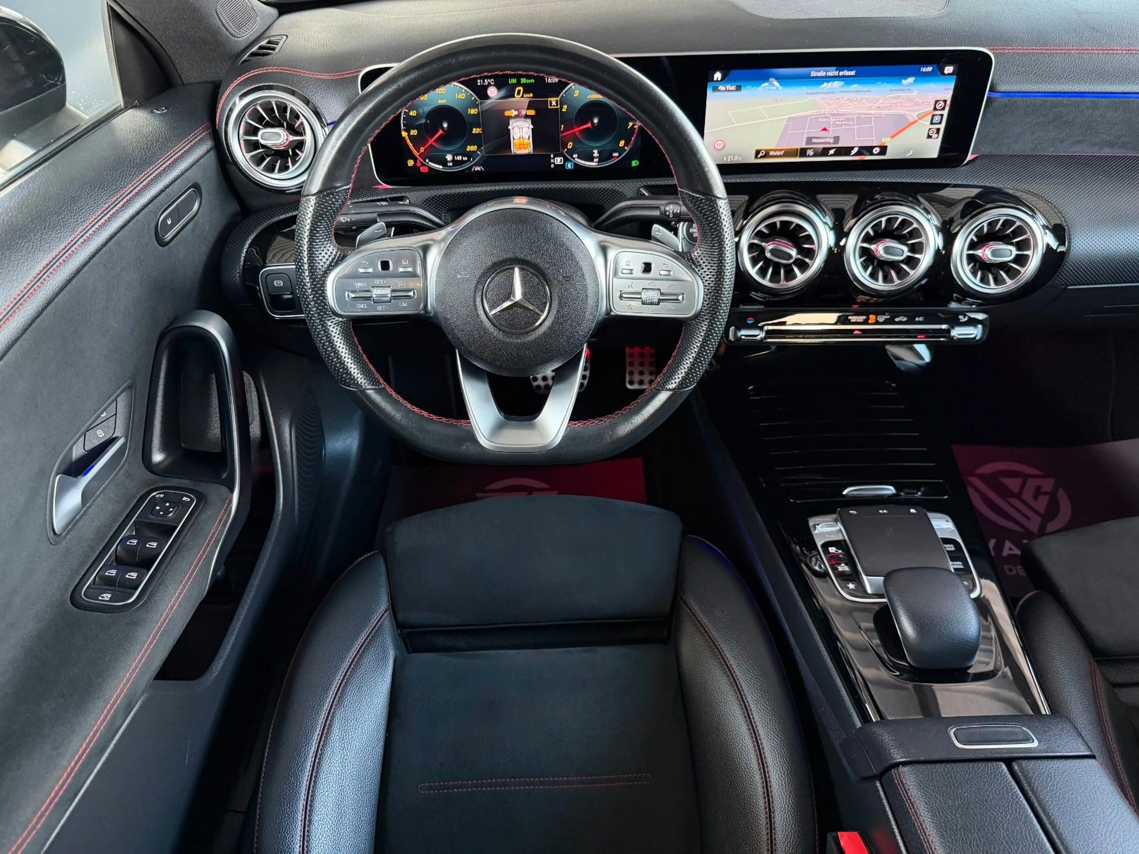 Mercedes-Benz CLA 220 Coupe*AMG*NIGHT*AMBIENTE*LED*Wides*PDC — photo 12