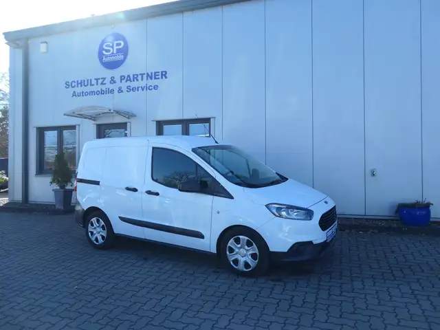 Ford Transit Courier Trend // 1.Hd., Scheckh., PDC