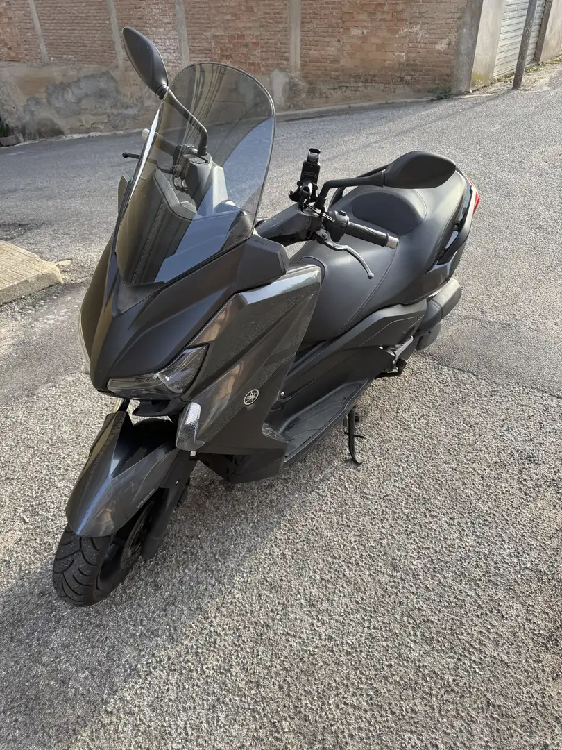 Yamaha X-Max 250 ABS - 1