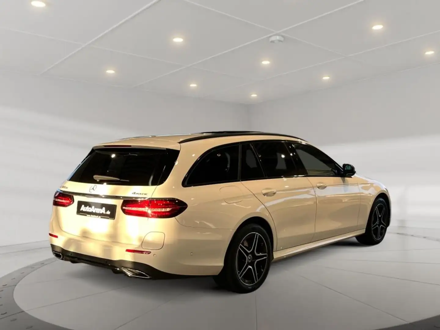 Mercedes-Benz E 300 de 4matic T AMG +MBUX+Wide+Pano+Burm+AHK Weiß - 2