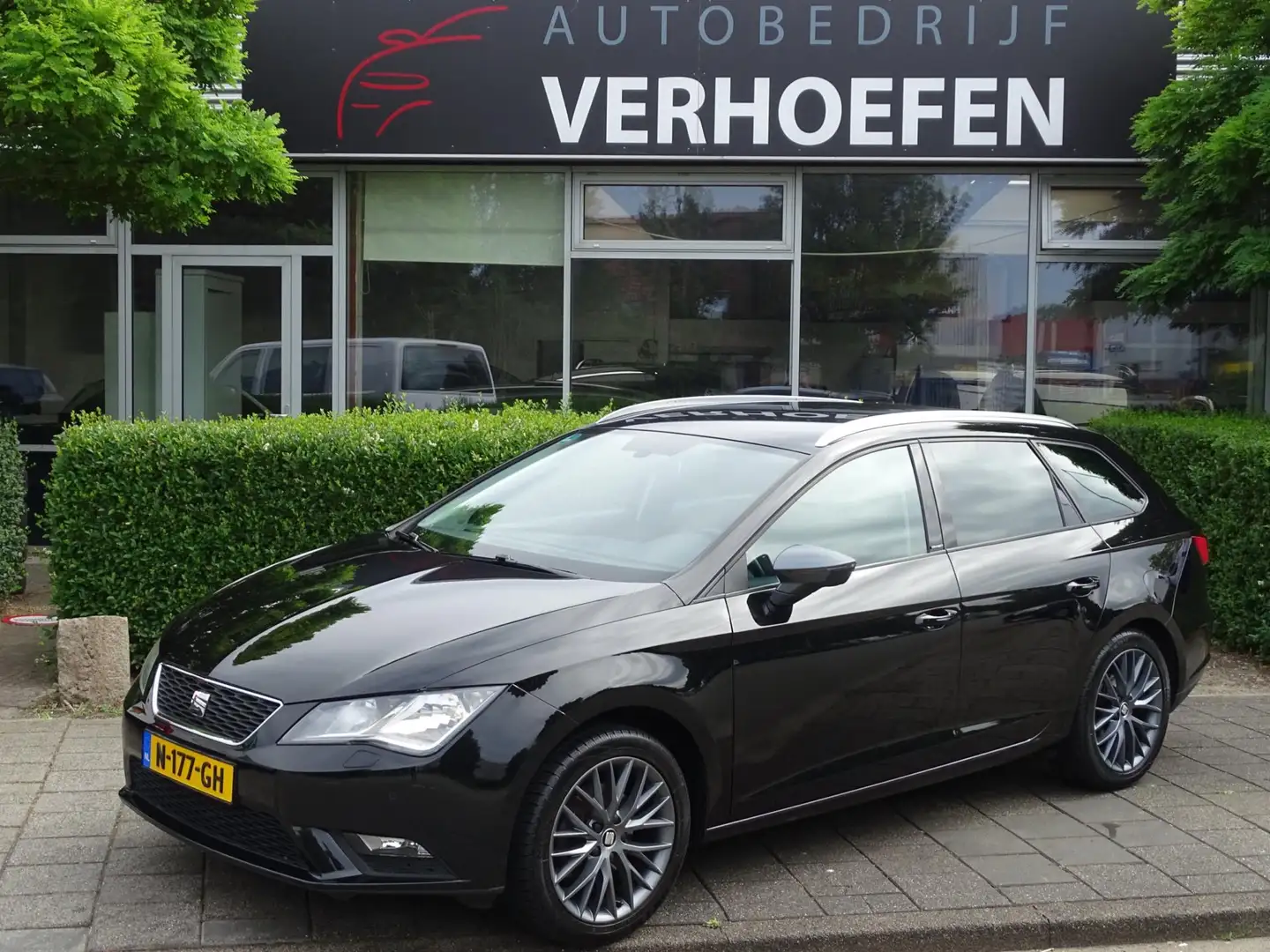 SEAT Leon ST 1.4 TSI X-PERIENCE Connect - CARPLAY - STOELVER Zwart - 1