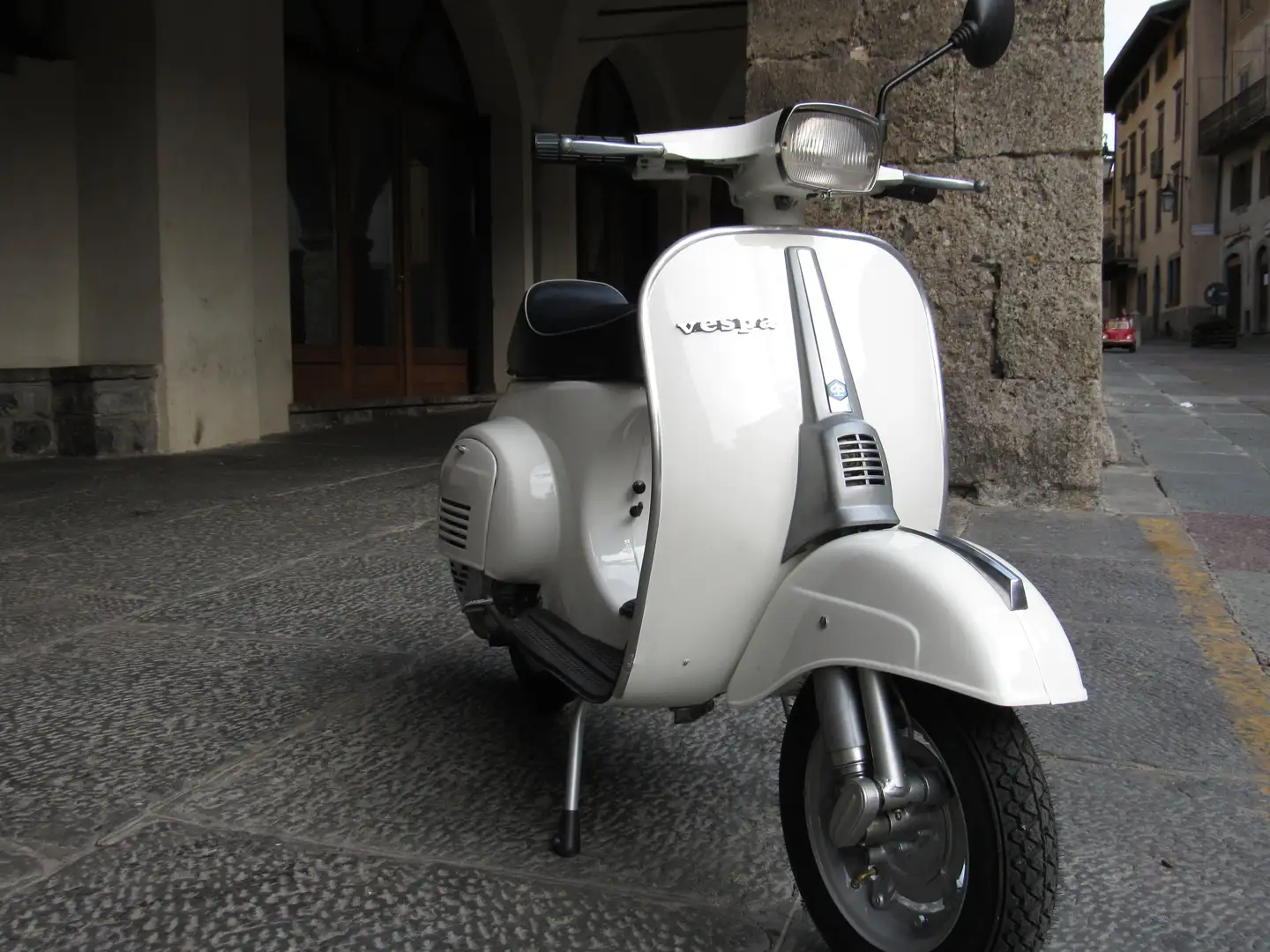 Vespa Special 50 Bianco - 2