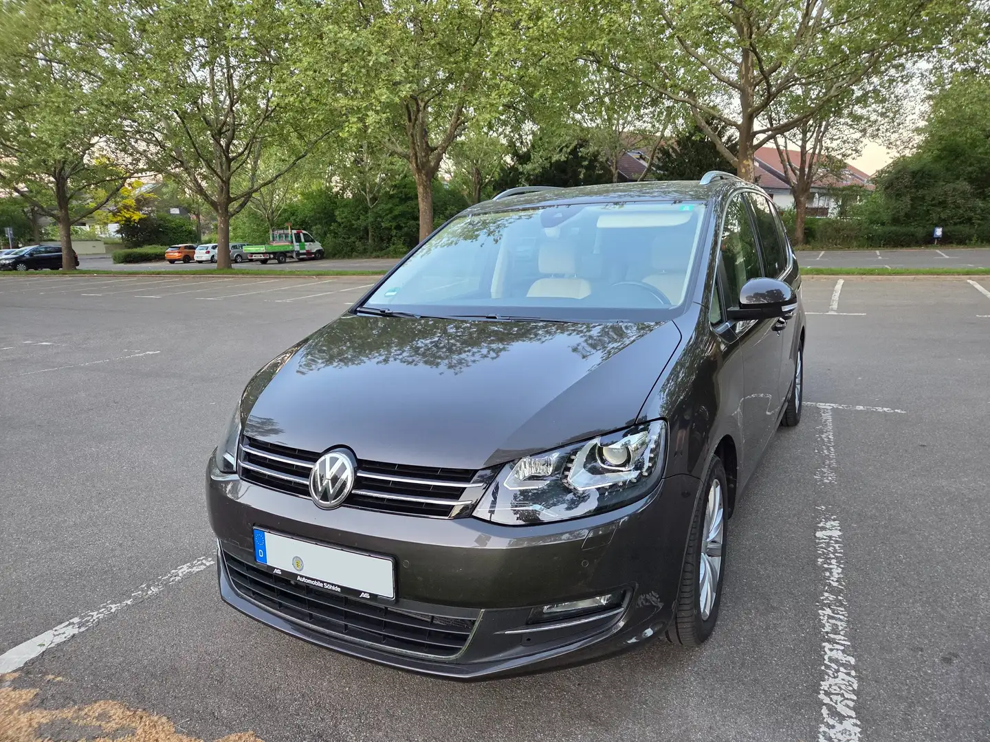 Volkswagen Sharan Sharan Diesel 2.0 TDI DSG (BlueMotion Technology) Braun - 1