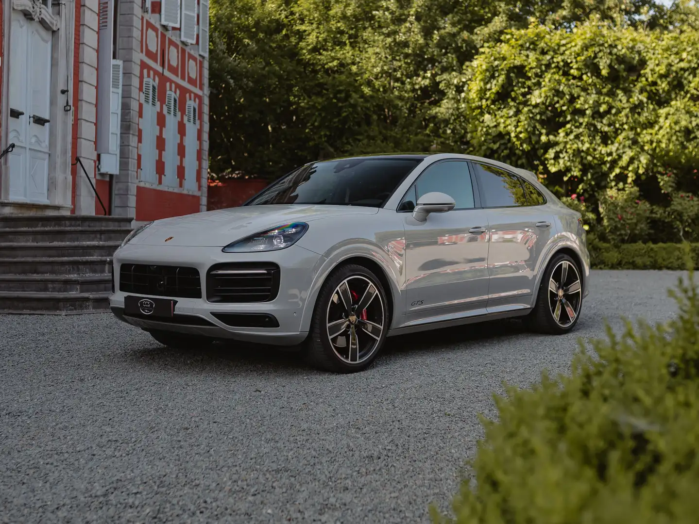 Porsche Cayenne Coupé GTS/ Belgian car/ Porsche Approved/Crayon Grijs - 1