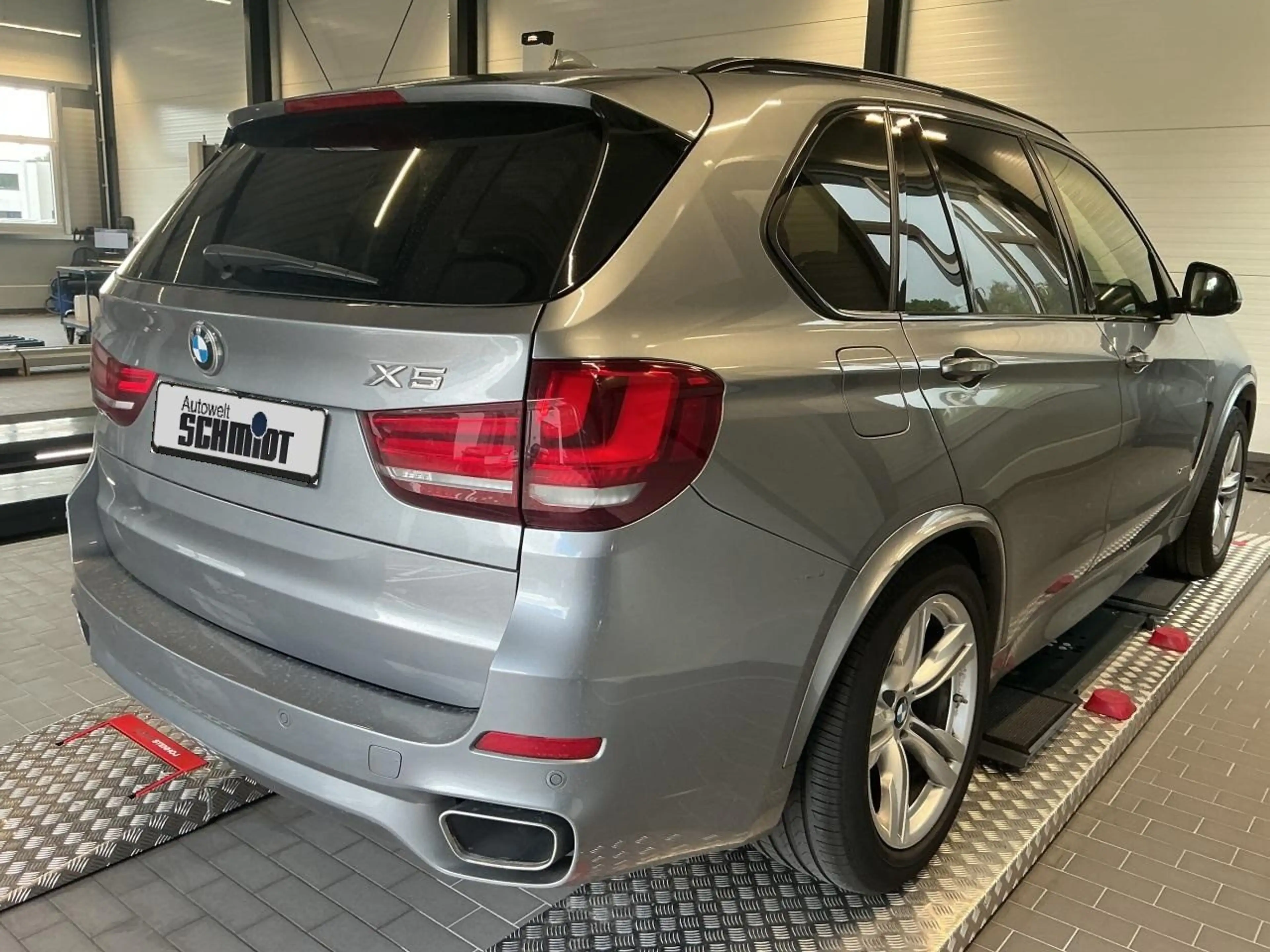 BMW X5 xDrive30d M Sport + 1.HAND — photo 2