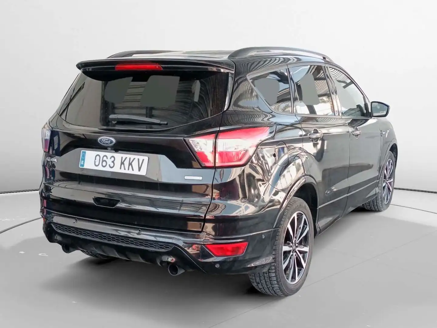 Ford Kuga 1.5 EcoB. Auto S&S ST-Line 4x2 150 Negro - 2
