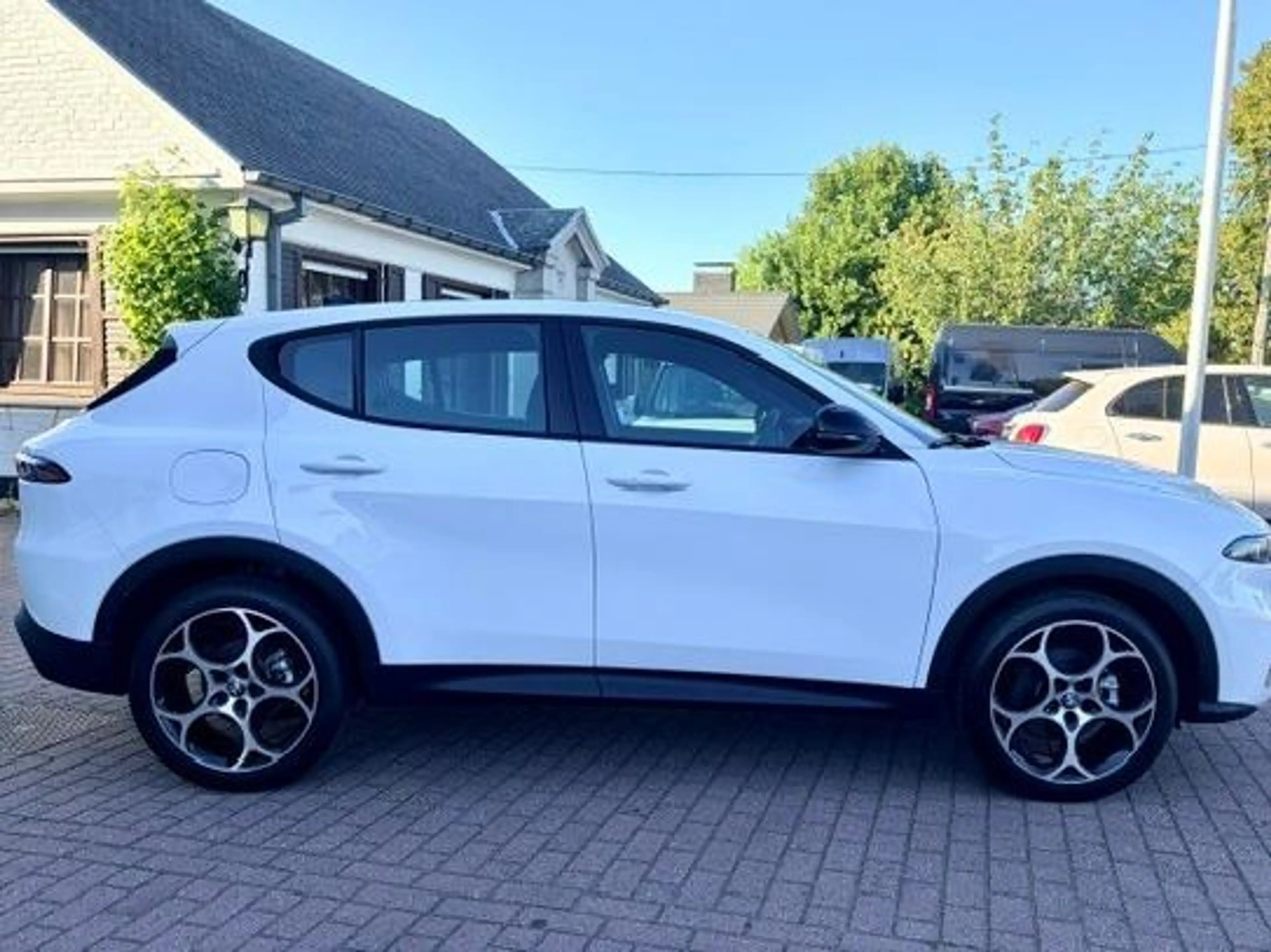 Alfa Romeo Tonale Tonale 1.5 MHEV Sprint — photo 4