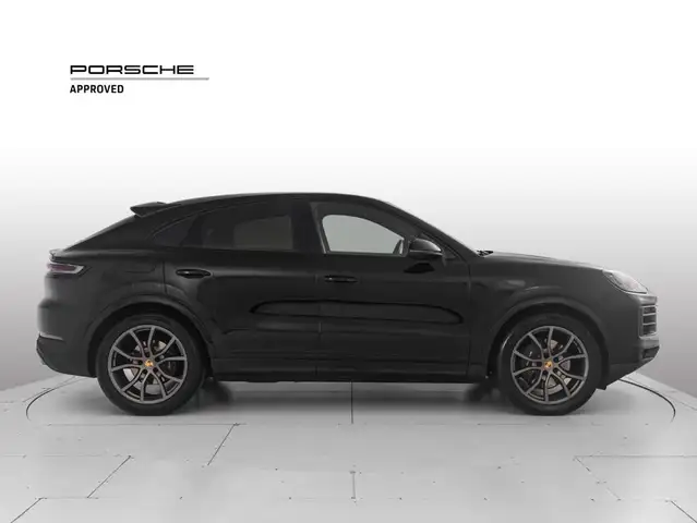 Porsche Cayenne view 6