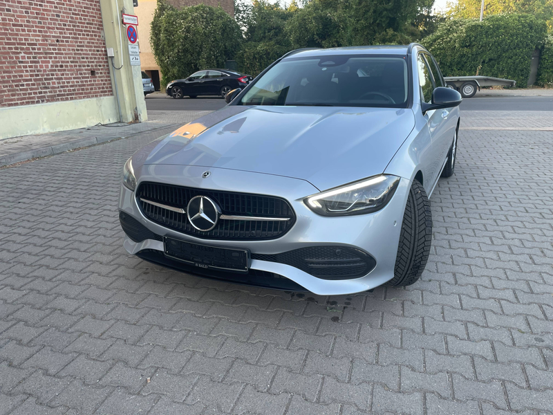 Mercedes-Benz C 220 C 220 d 4Matic