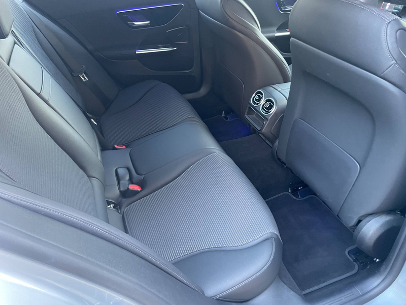 Mercedes-Benz C 220 C 220 d 4Matic — photo 20