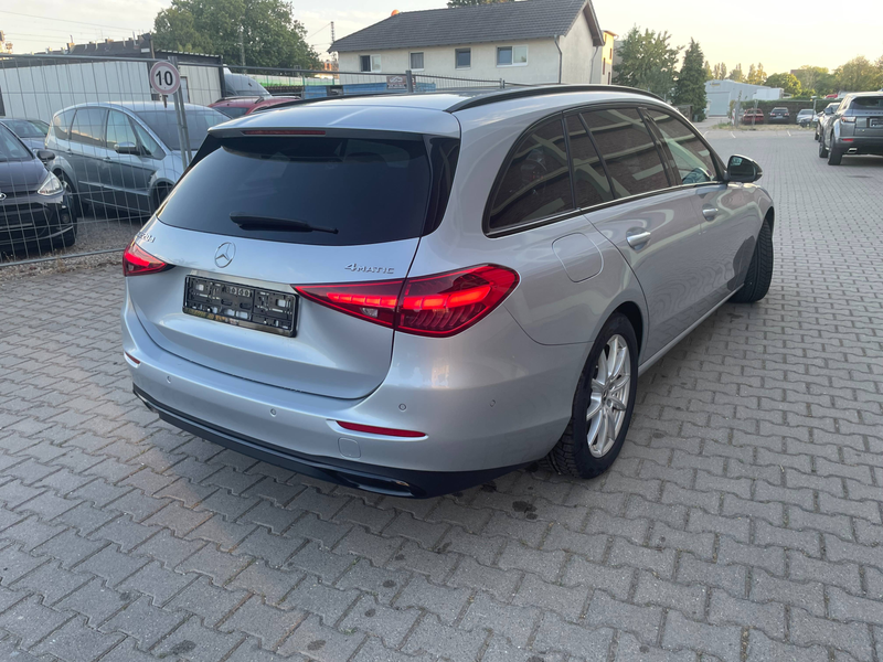 Mercedes-Benz C 220 C 220 d 4Matic — photo 15