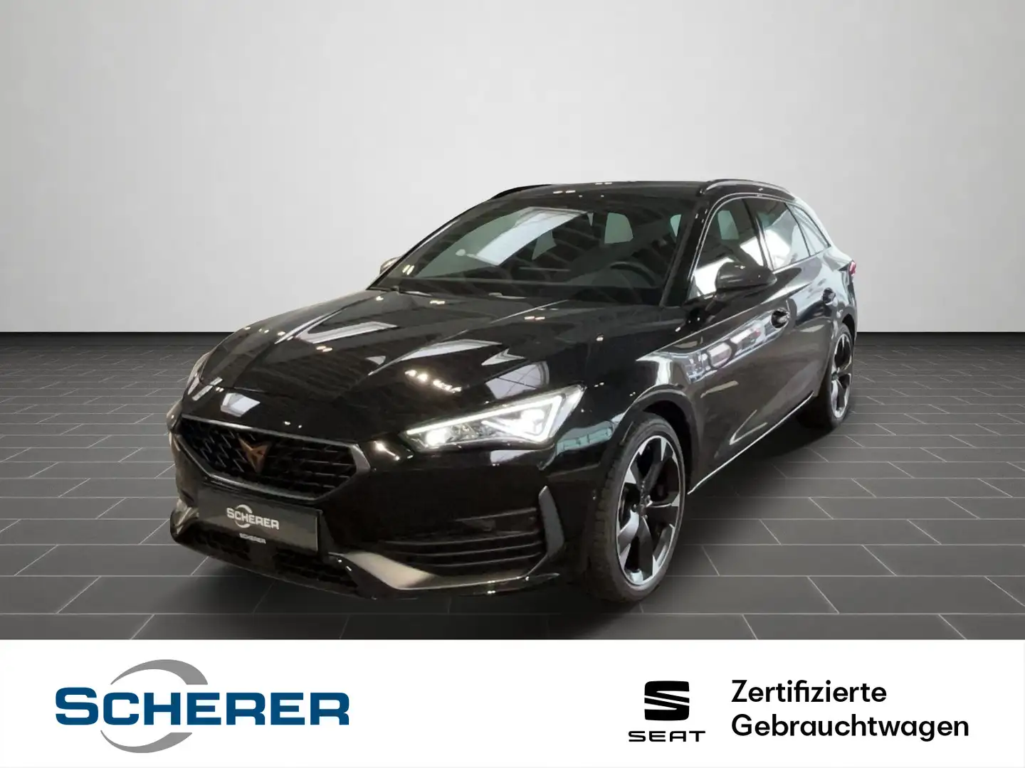 SEAT Leon Sportstourer 1.5 eTSI DSG Schwarz - 1