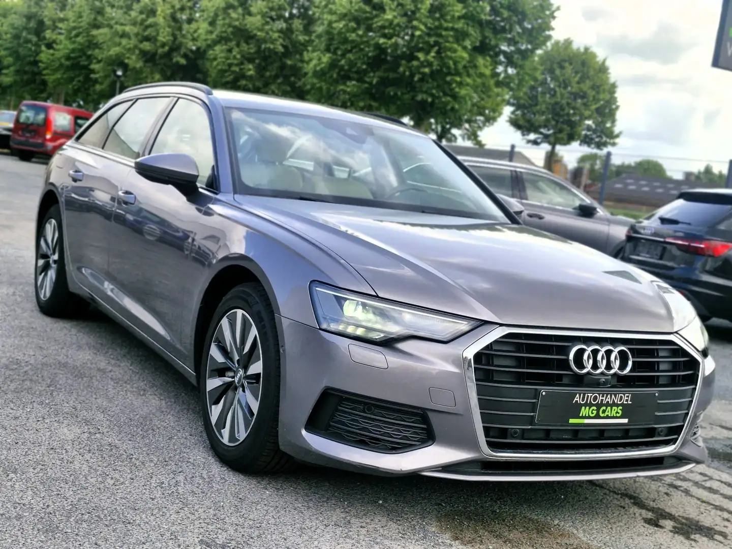 Audi A6 BUSINESS PLUS EDITIE 3D CAMERA CARPLAY CONNECT Grijs - 1