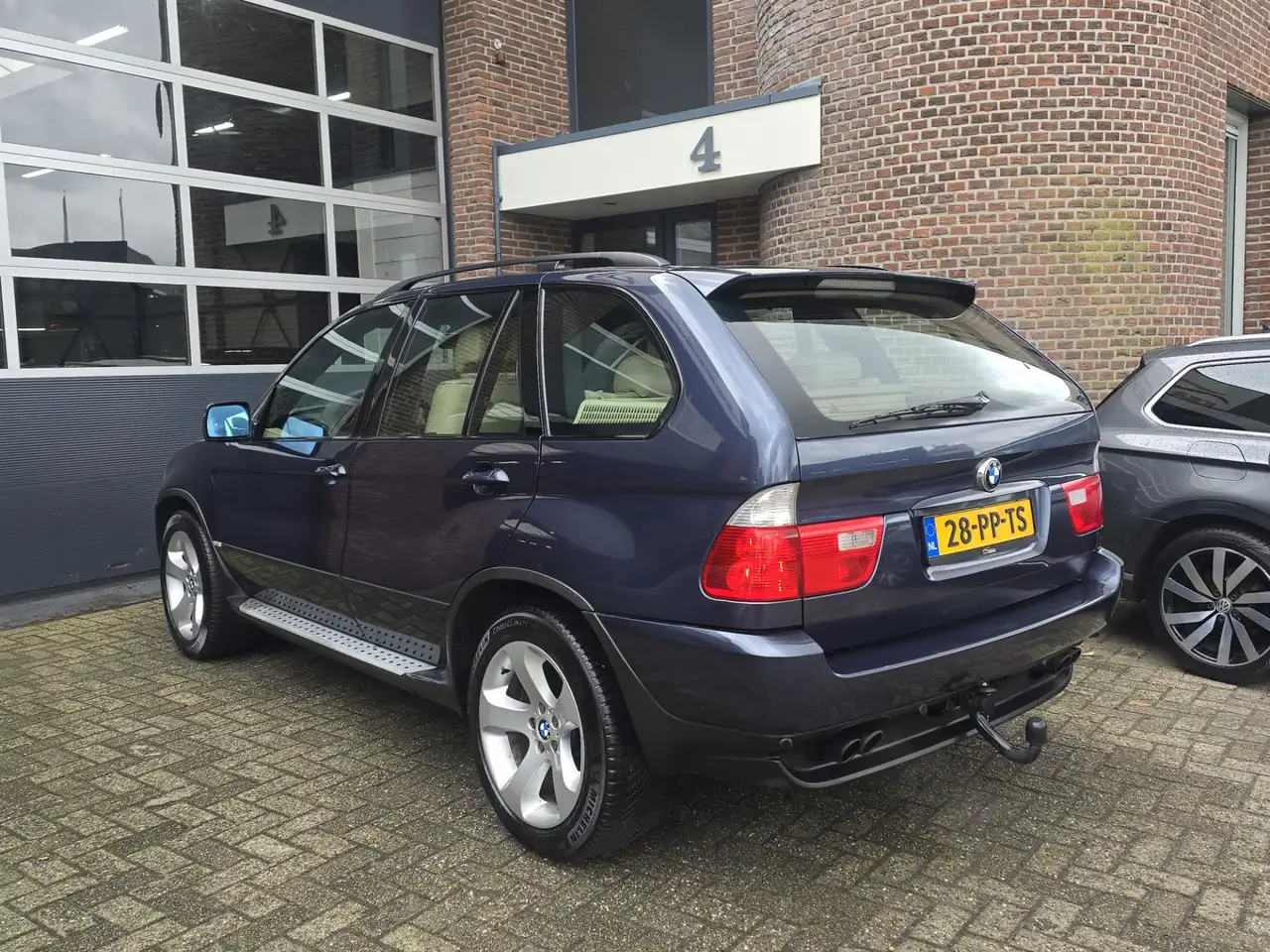 BMW X5 4.4I V8 320ch - FINITION HAUT DE GAMME - 169 726KMS - SELLERIE CUIR - VOLANT EN CUIR
