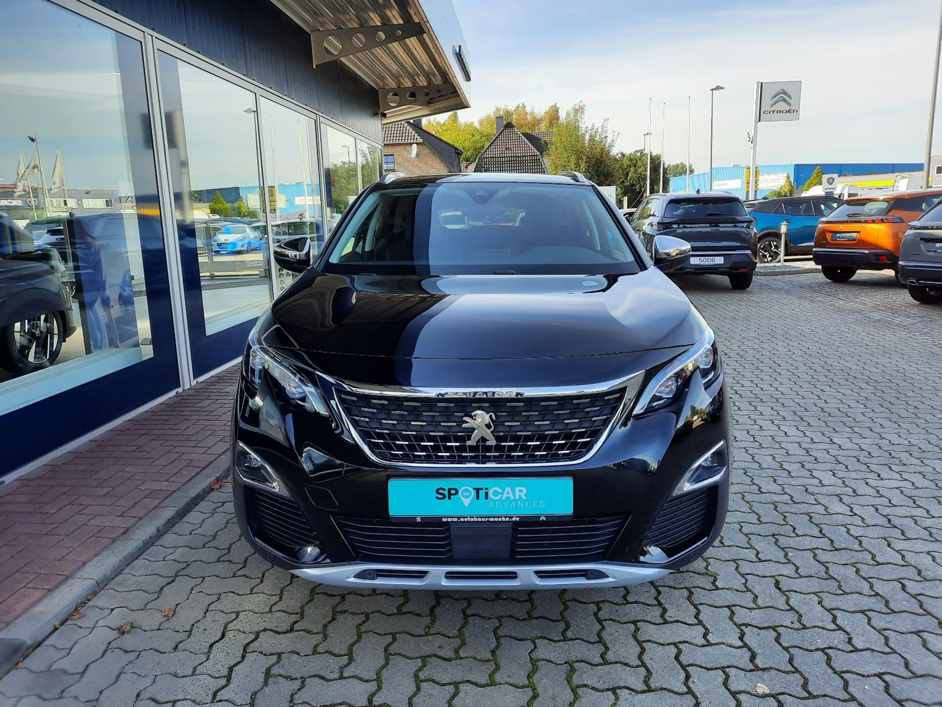 Peugeot 3008 Crossway EAT8 NAVI SH ELHK GJR aAHK
